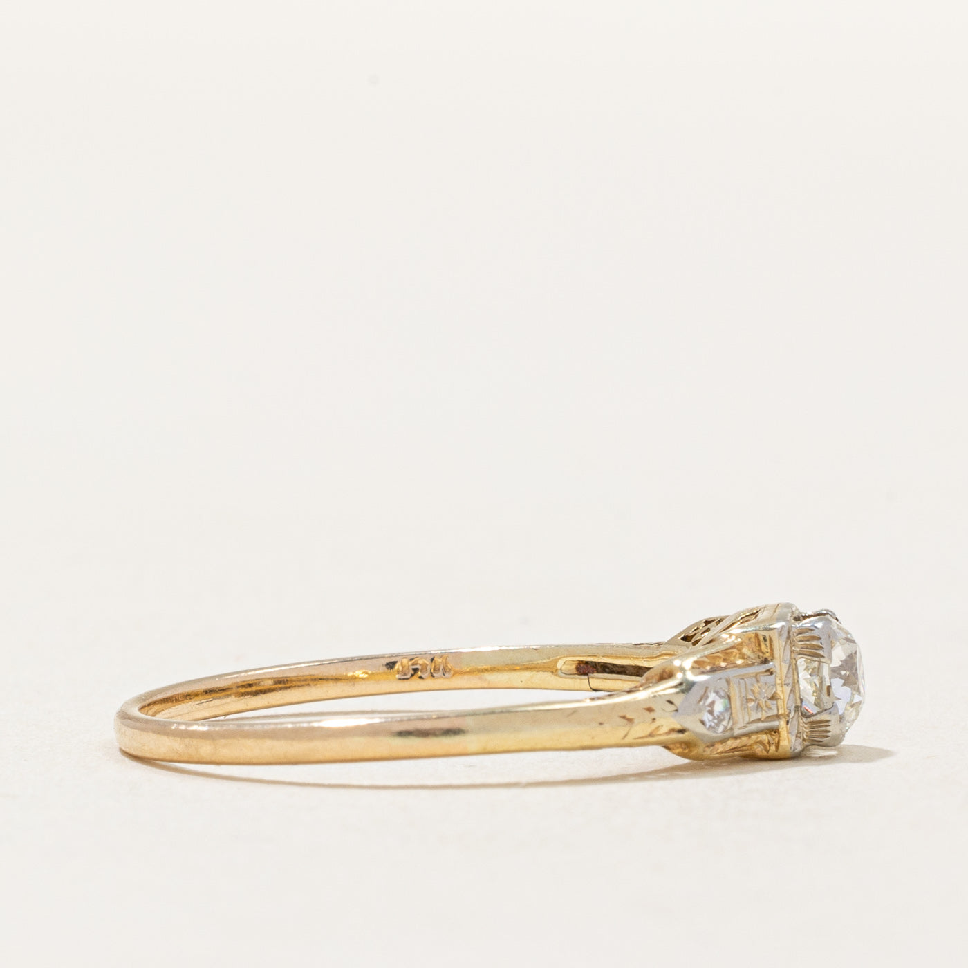 Vintage Diamond Ring | 0.29ctw | SZ 8 |