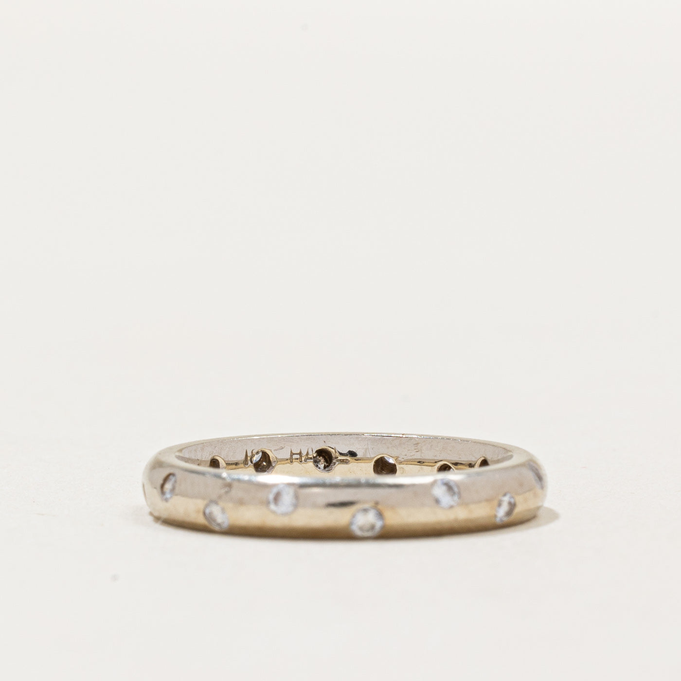 Flush Set Diamond Ring | 0.22ctw | SZ 5 |