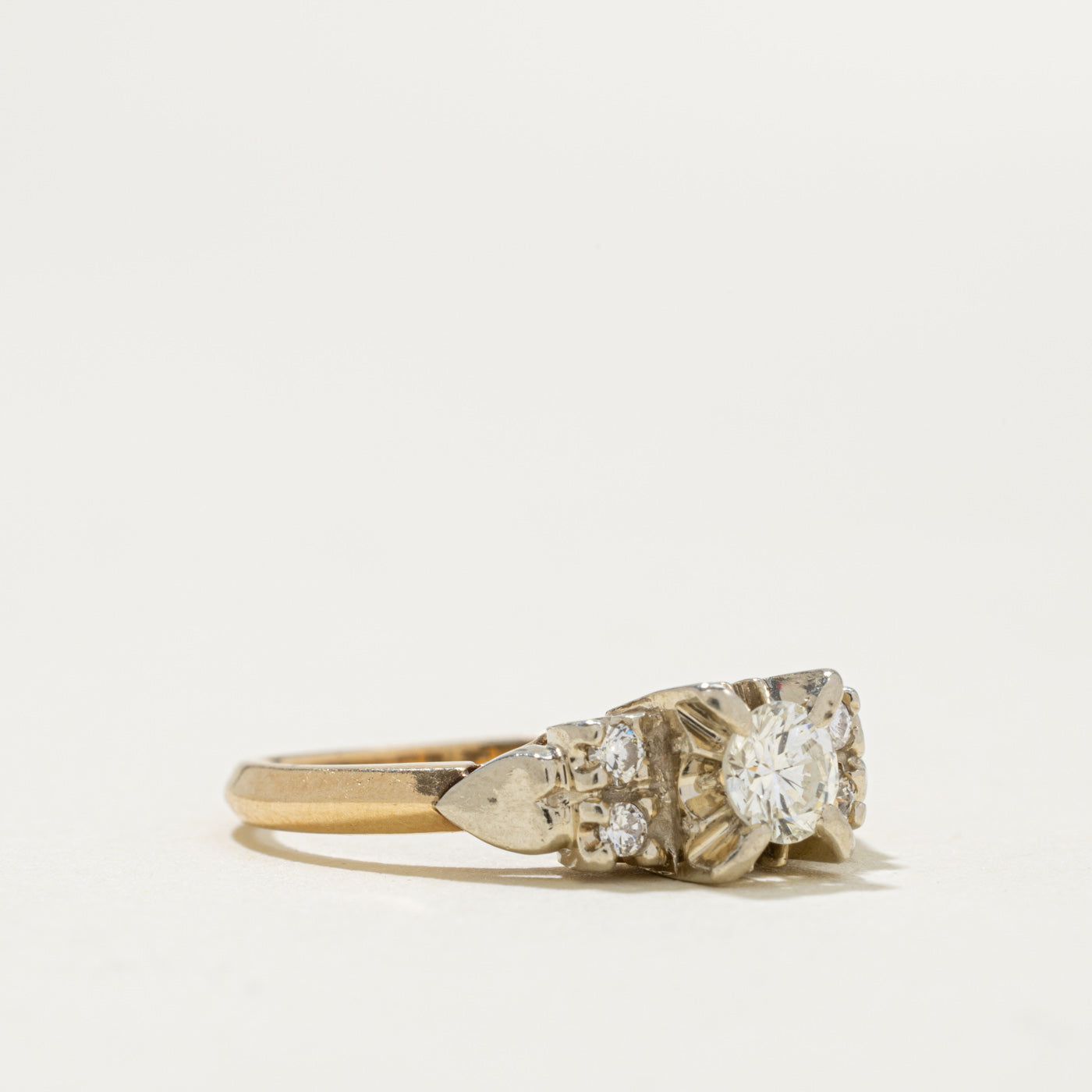Illusion Set Diamond Accented Ring | 0.29ctw | SZ 4.25