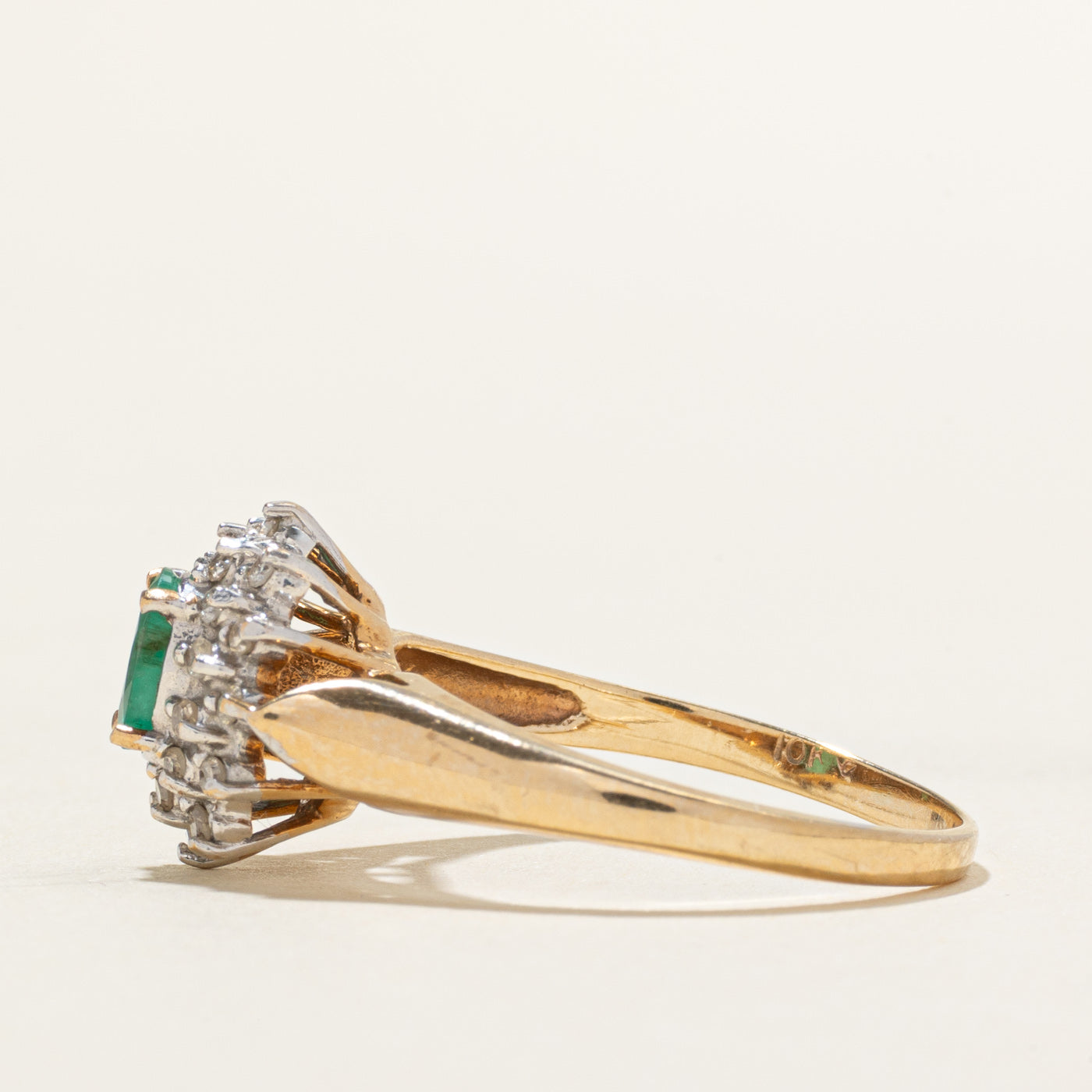 Oval Cut Emerald & Diamond Petal Halo Cluster Ring | 0.35ct, 0.19ctw | SZ 9