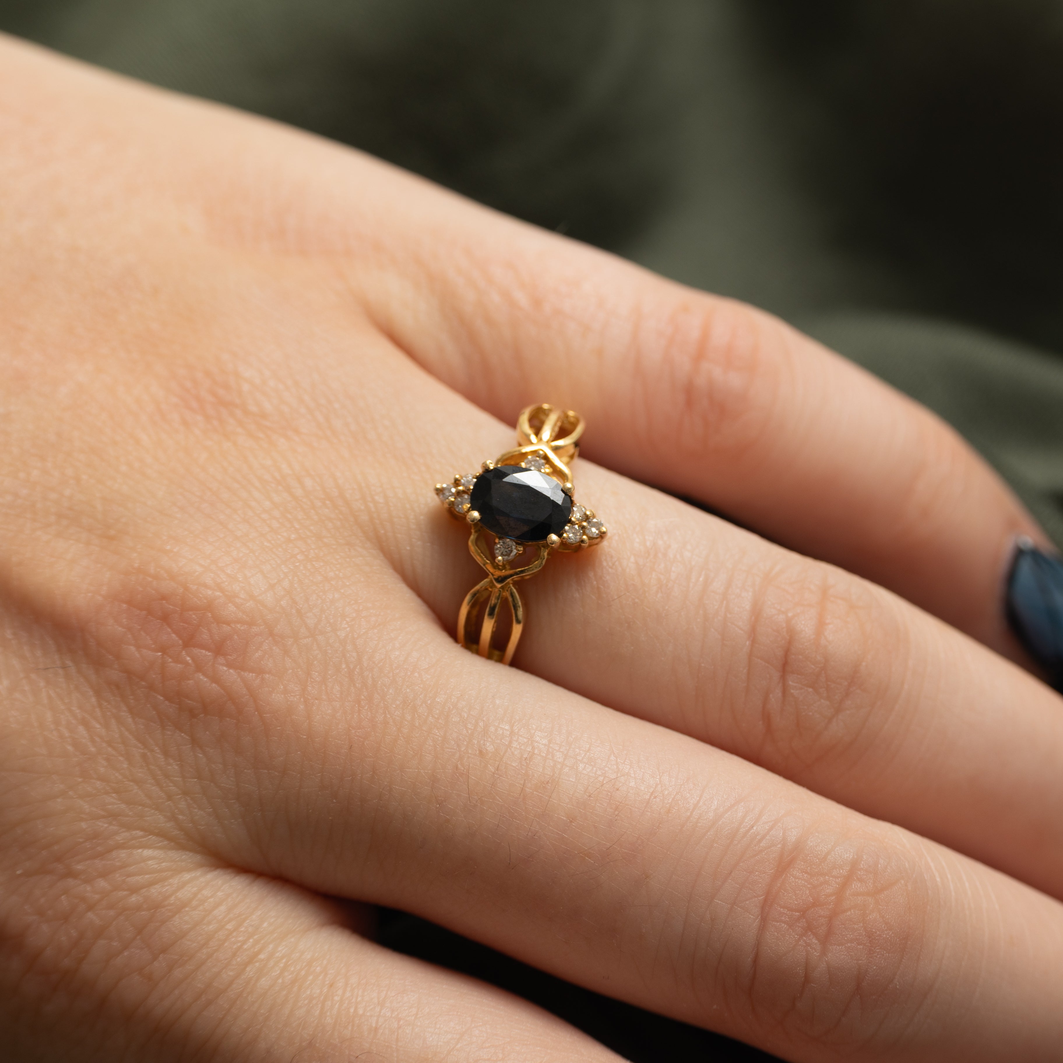 18k Yellow Gold Sapphire & Diamond Openwork Ring | 0.96ct, 0.08ctw | SZ 7.25