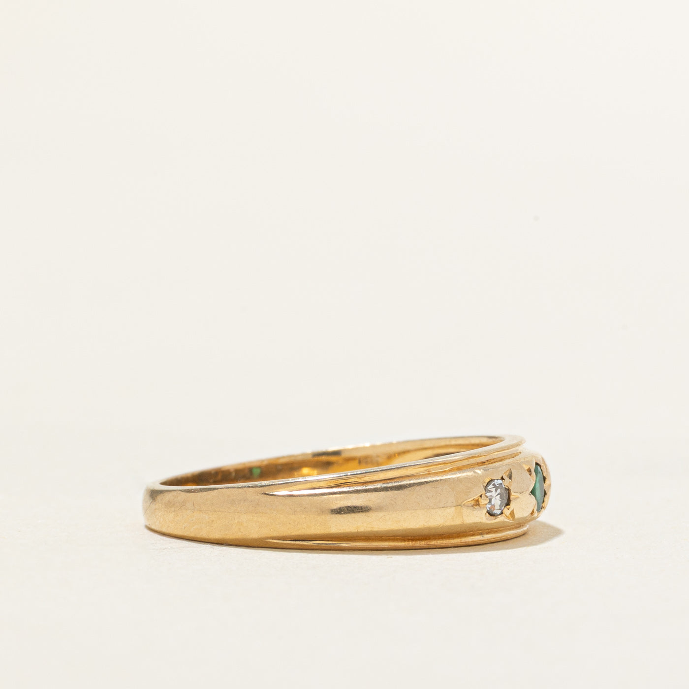 'Birks' Star Set Emerald & Diamond Grooved Band | 0.05ct, 0.02ctw | SZ 6