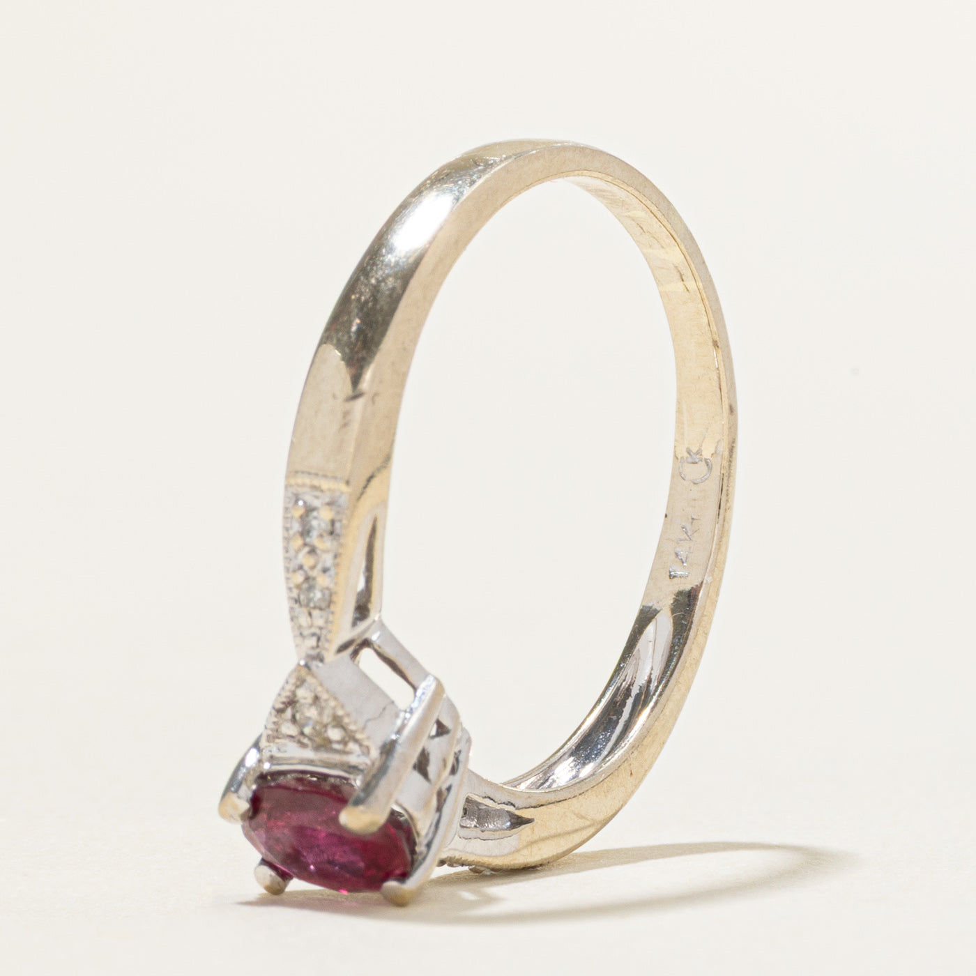 Oval Cut Ruby & Diamond Reverse Tapered Ring | 0.50ct, 0.04ctw | SZ 7.75