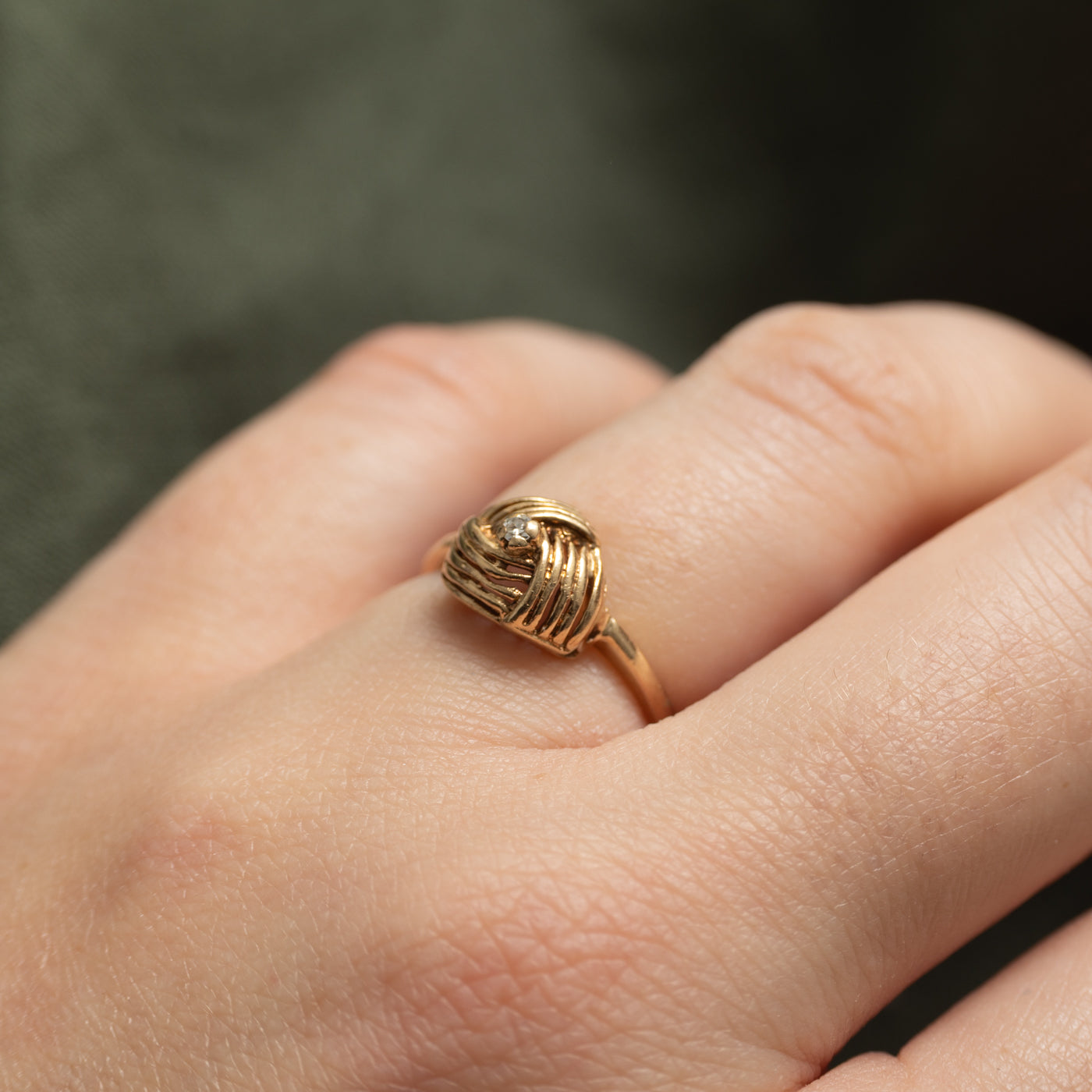 Diamond Grooved Knot Ring | SZ 4.75