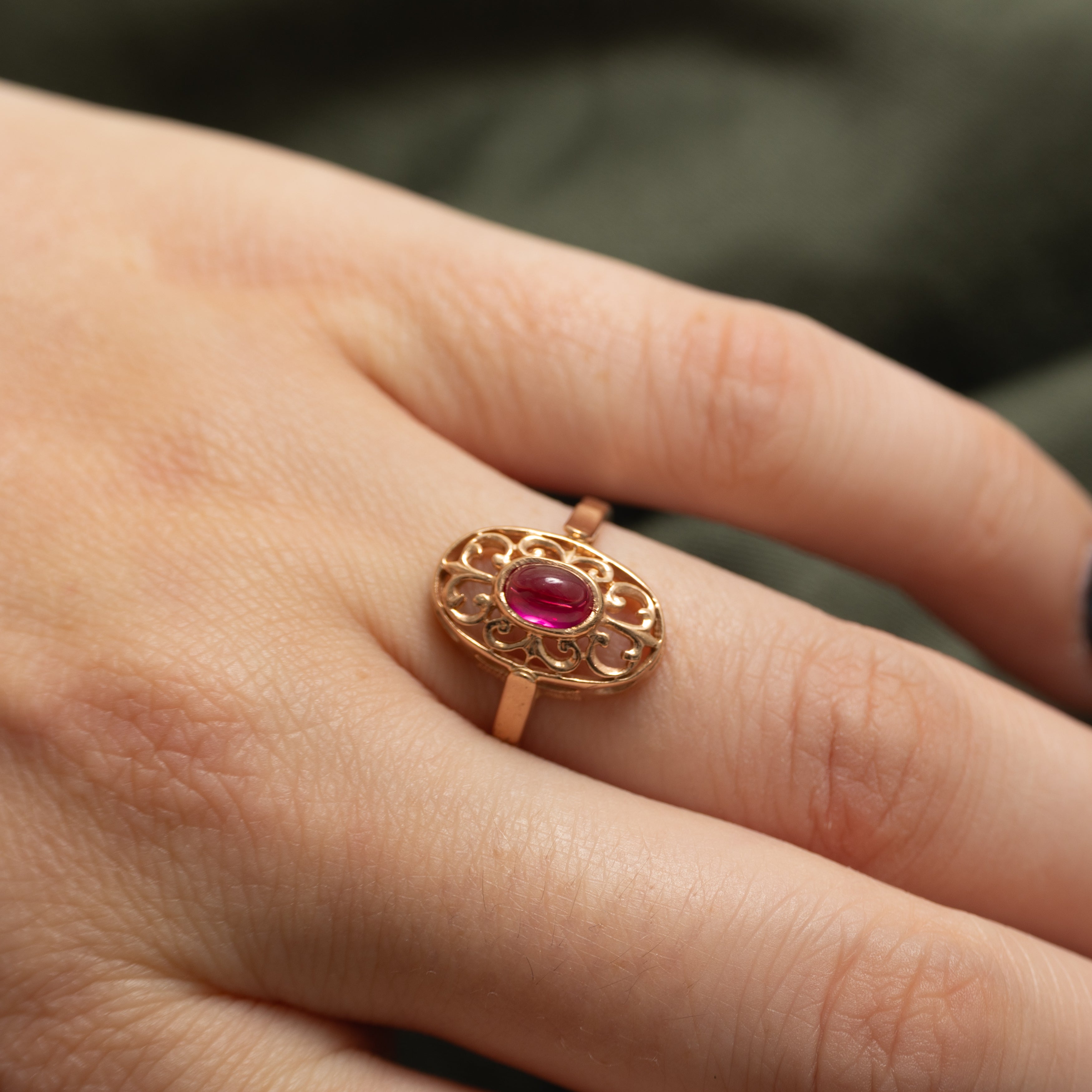 1989 Soviet Hallmarked Odesa Synthetic Ruby Scrollwork Ring | 0.80ct | SZ 5.5