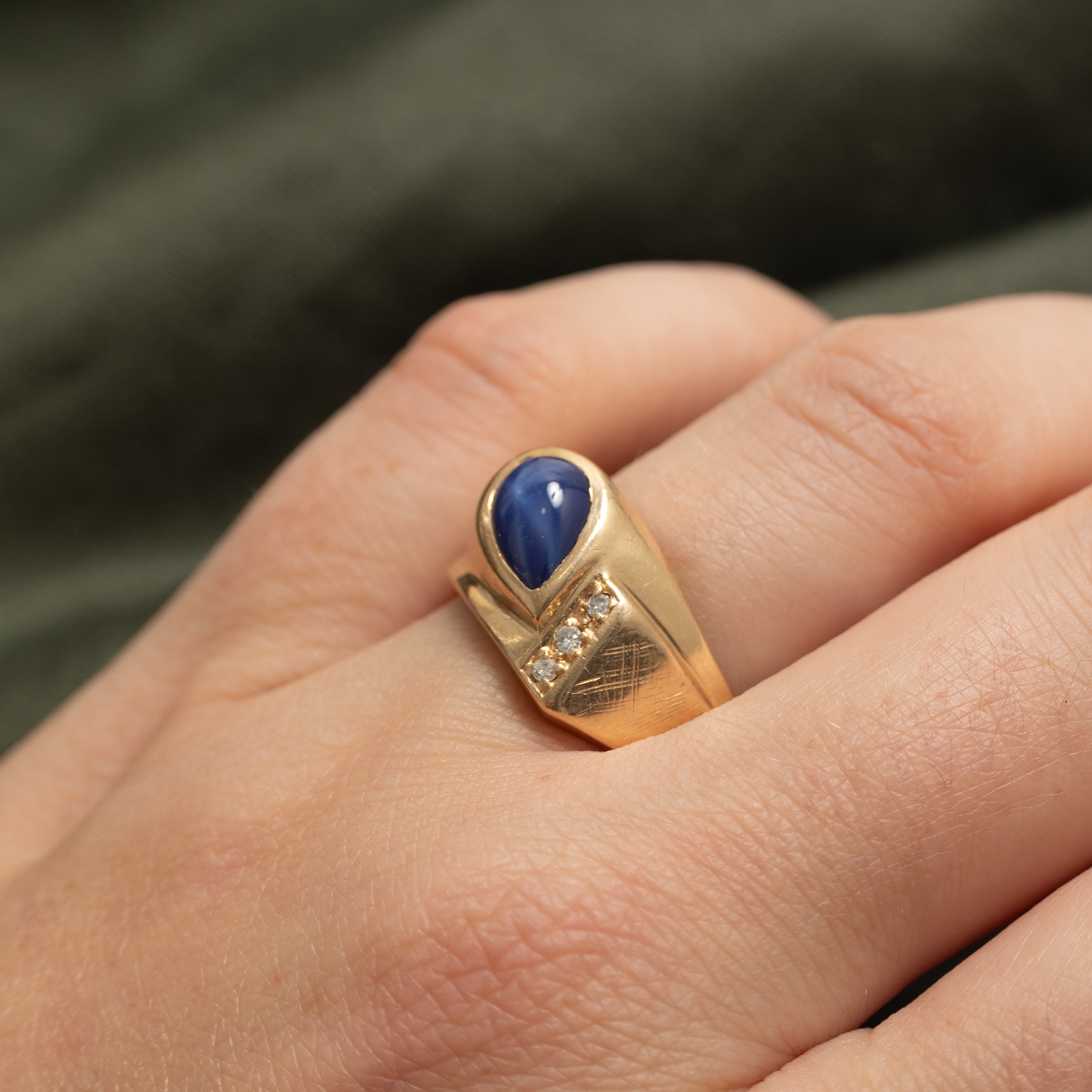 Synthetic Star Sapphire & Diamond Cocktail Ring | 1.25ct, 0.03ctw | SZ 7.75