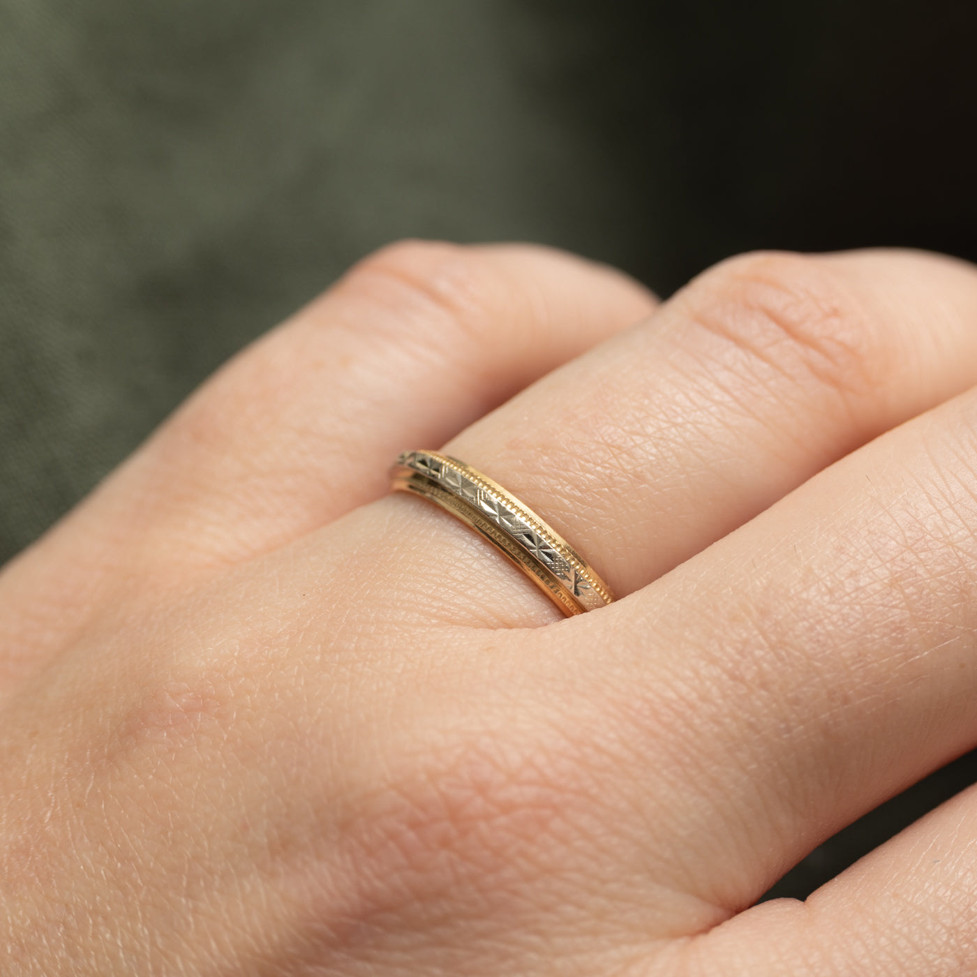 14k Two Tone Gold Diamond Cut Band | SZ 6.75