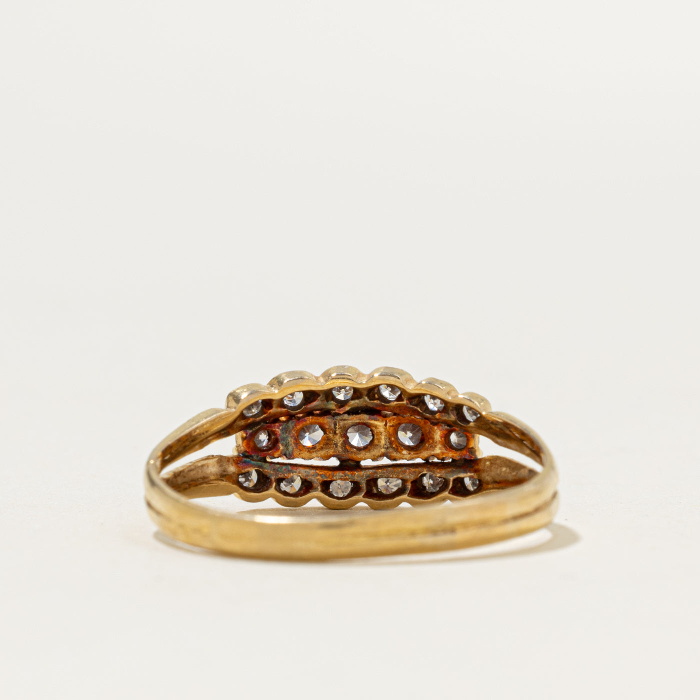 19k Multi Row Diamond Scalloped Ring | 0.30ctw | SZ 9.25