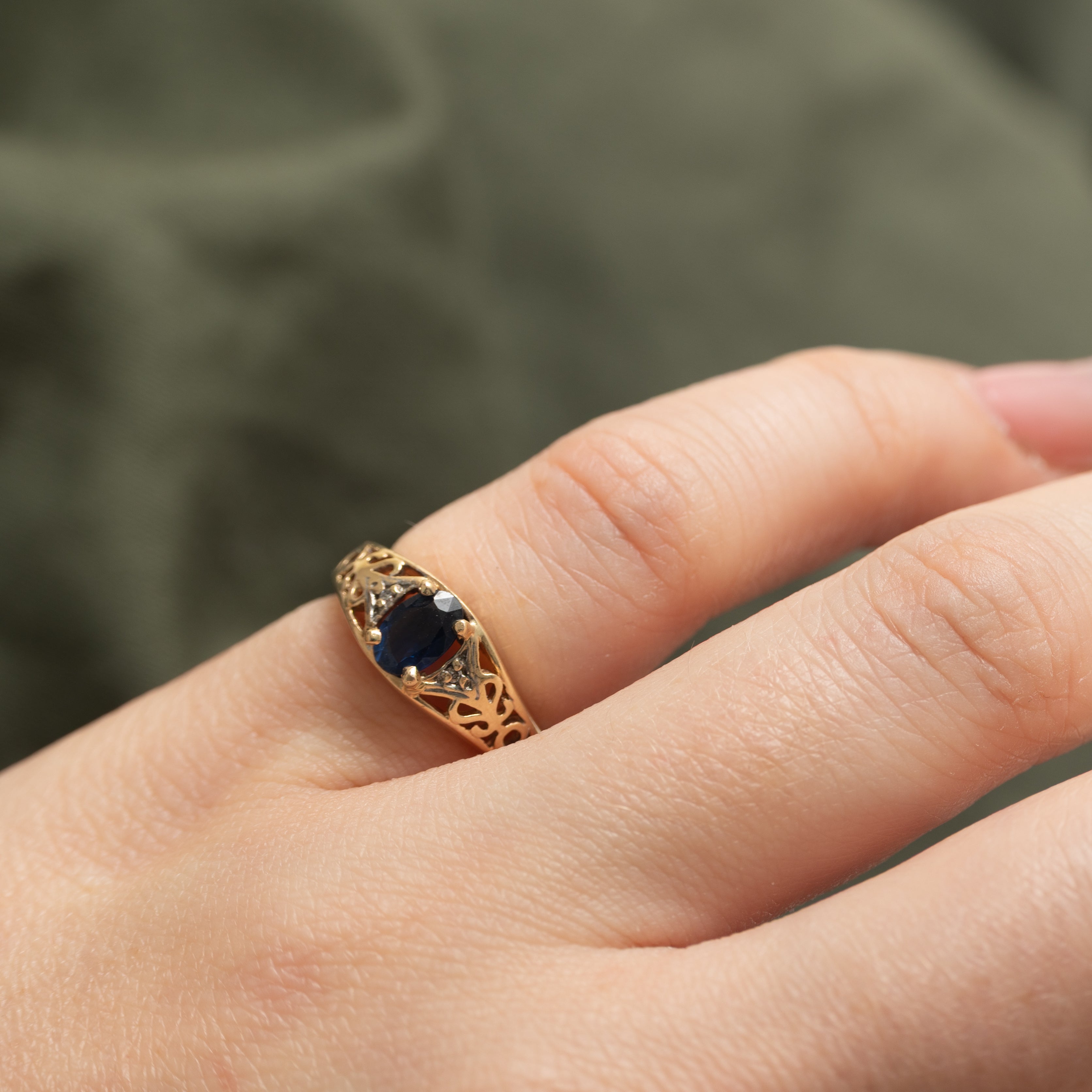 Sapphire & Diamond Scrollwork Ring | 0.36ct, 0.01ctw | SZ 3.0 |