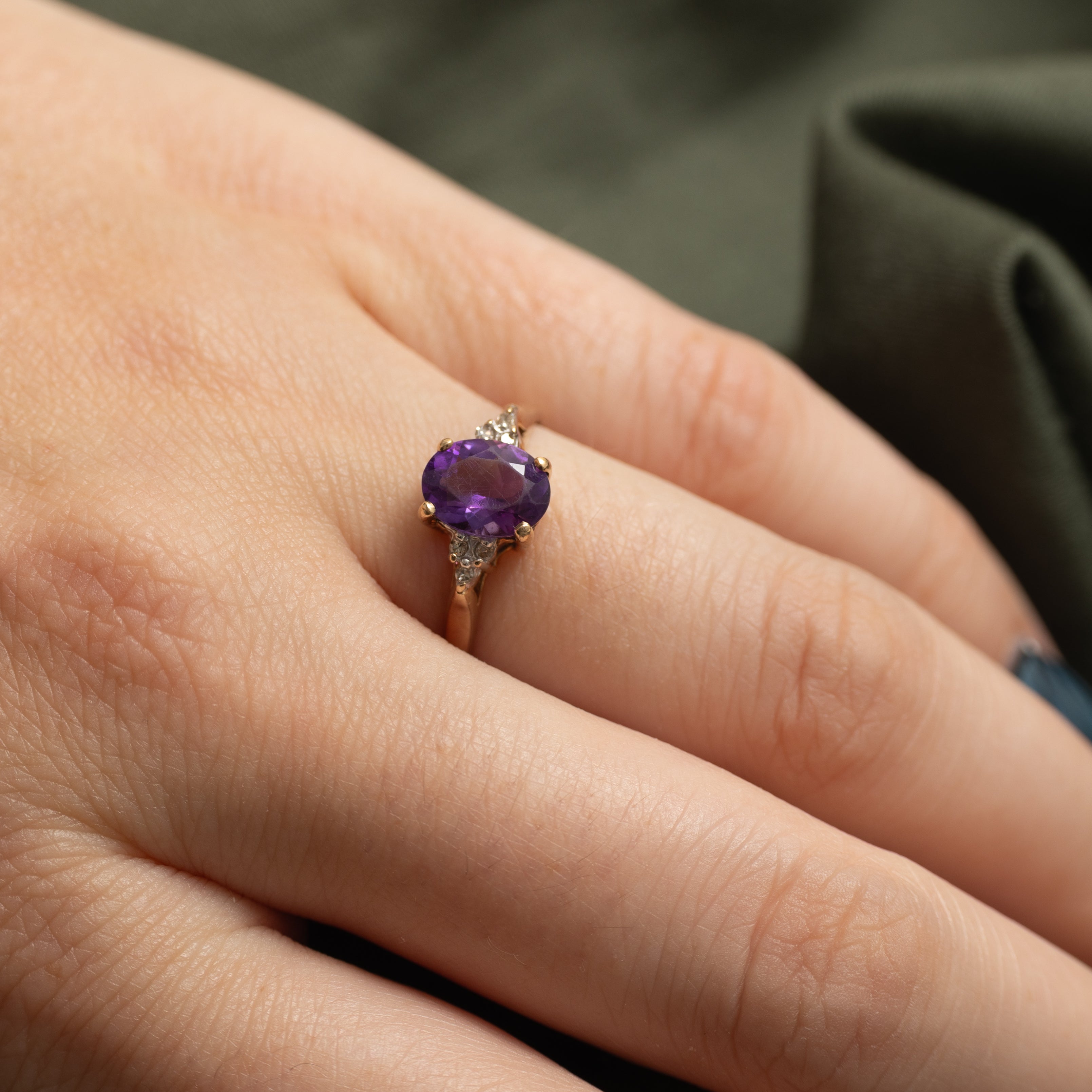 Oval Cut Amethyst & Diamond Ring | 1.10ct, 0.03ctw | SZ 7
