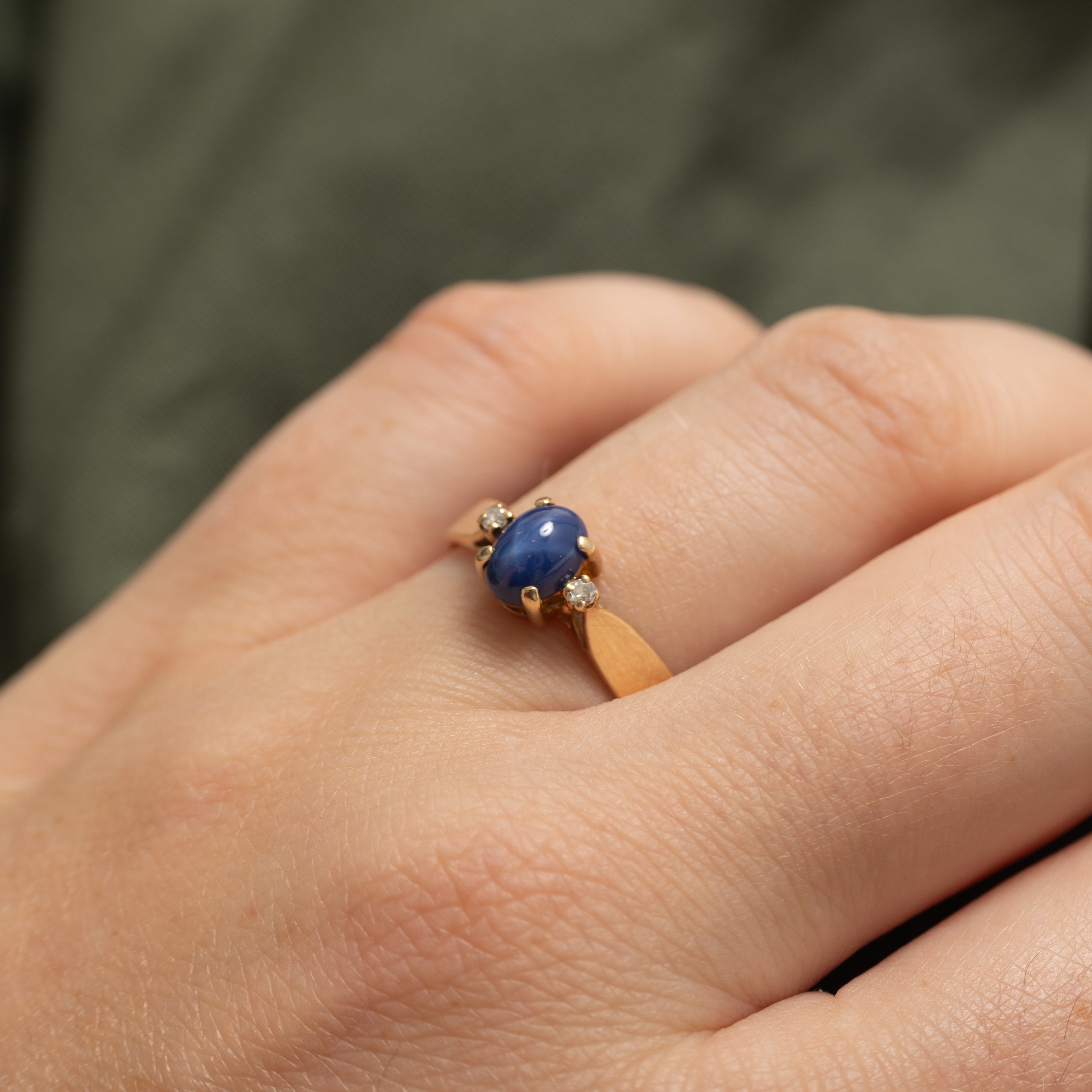 Cabochon Synthetic Star Sapphire & Diamond Ring | 1.00ct, 0.03ctw | SZ 7.25