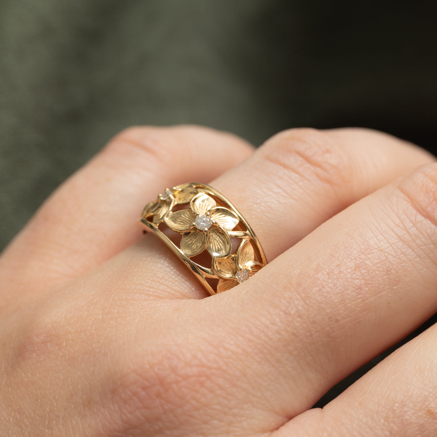 Diamond Floral Engraved Ring | SZ 7