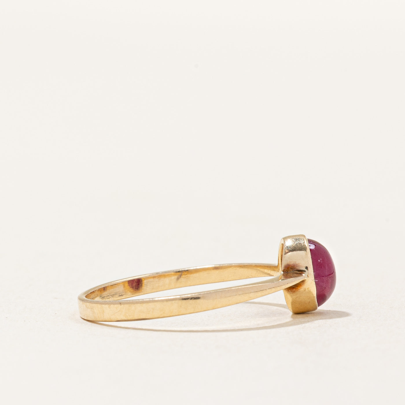 Cabochon Ruby Ring | 0.95ct | SZ 6.25 |