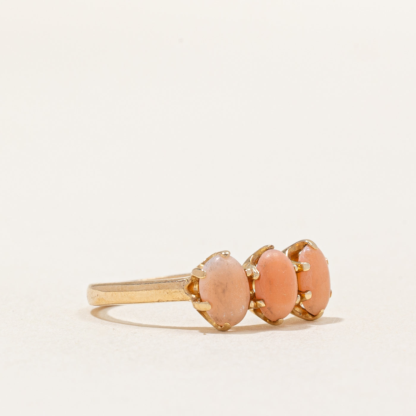 Bague en corail | 0,90 ct | Taille 5,25 | 