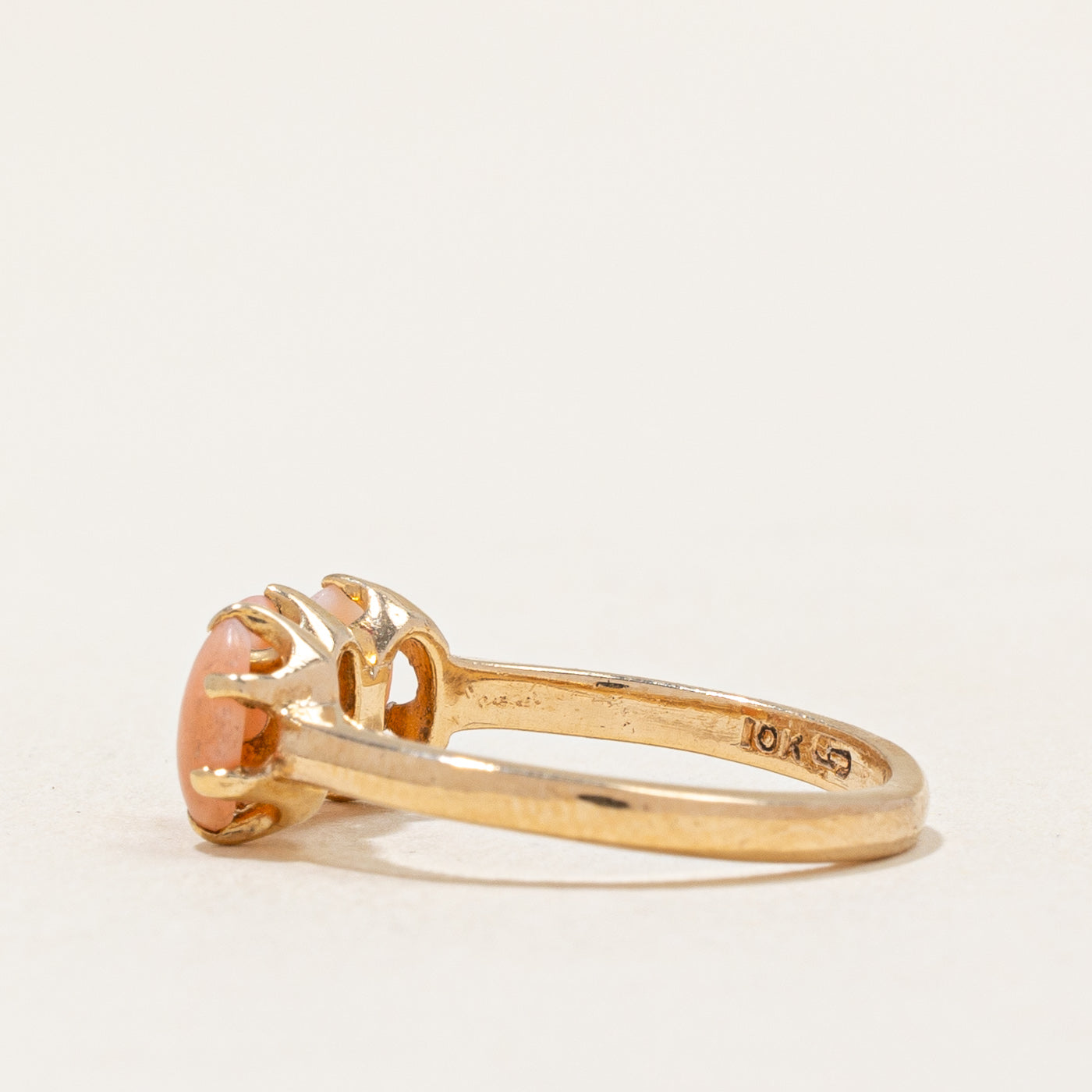 Bague en corail | 0,90 ct | Taille 5,25 | 