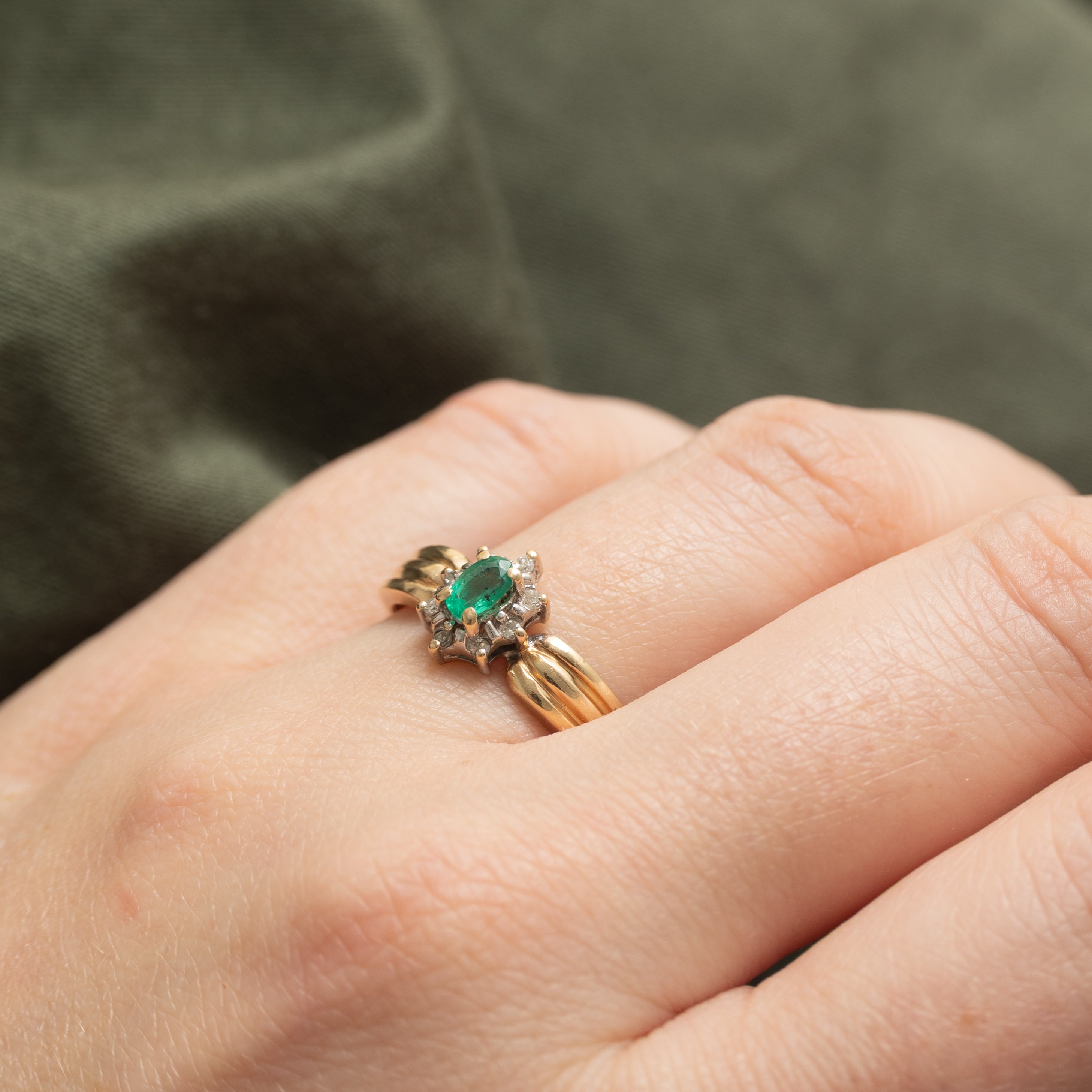 Emerald & Diamond Petal Halo Ring | 0.15ct, 0.04ctw | SZ 7.25 |