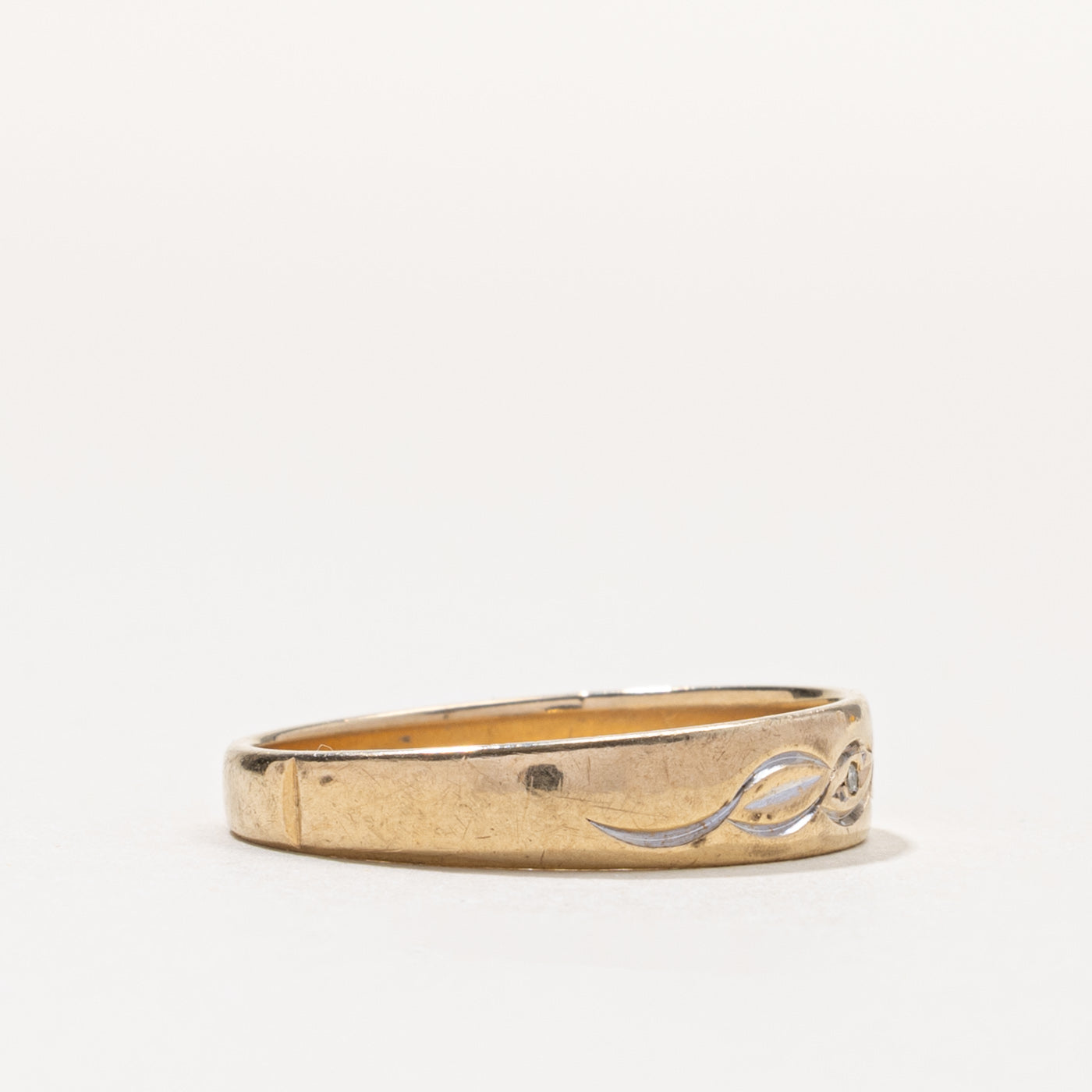 10k Diamond Engraved Band | SZ 9.5