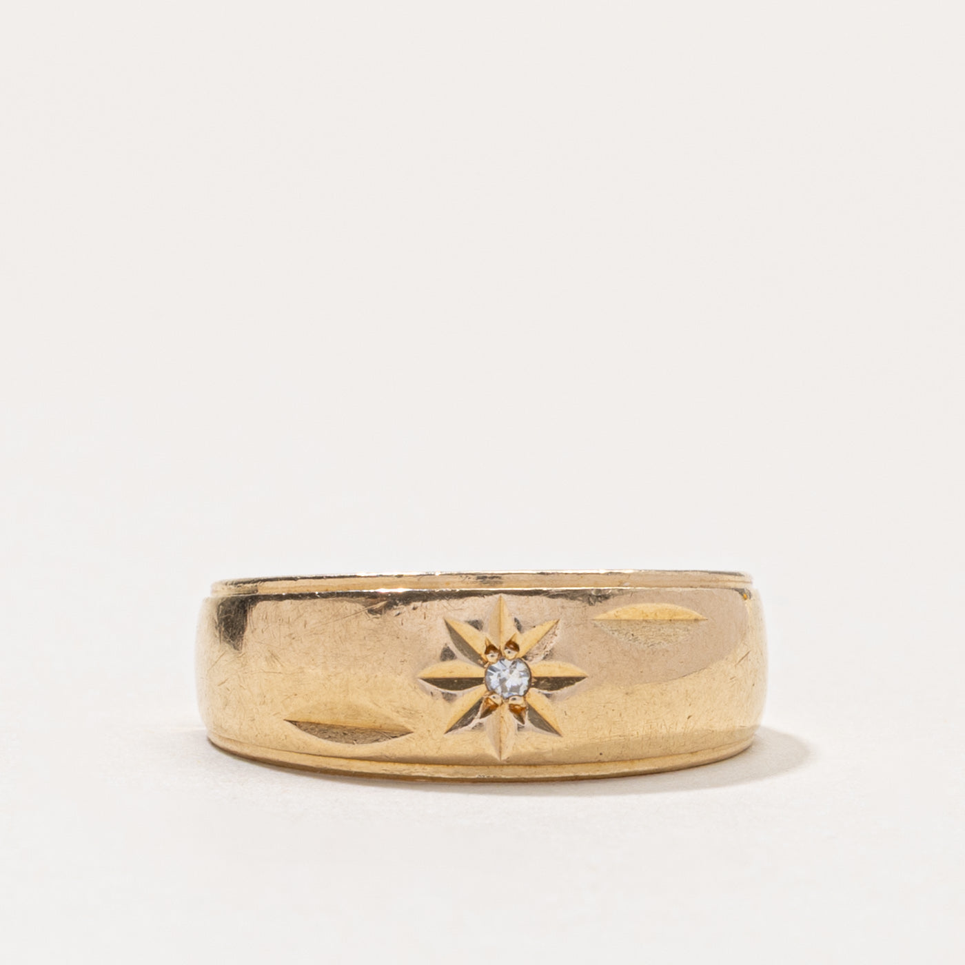 14k Star Set Diamond Band | SZ 6.25