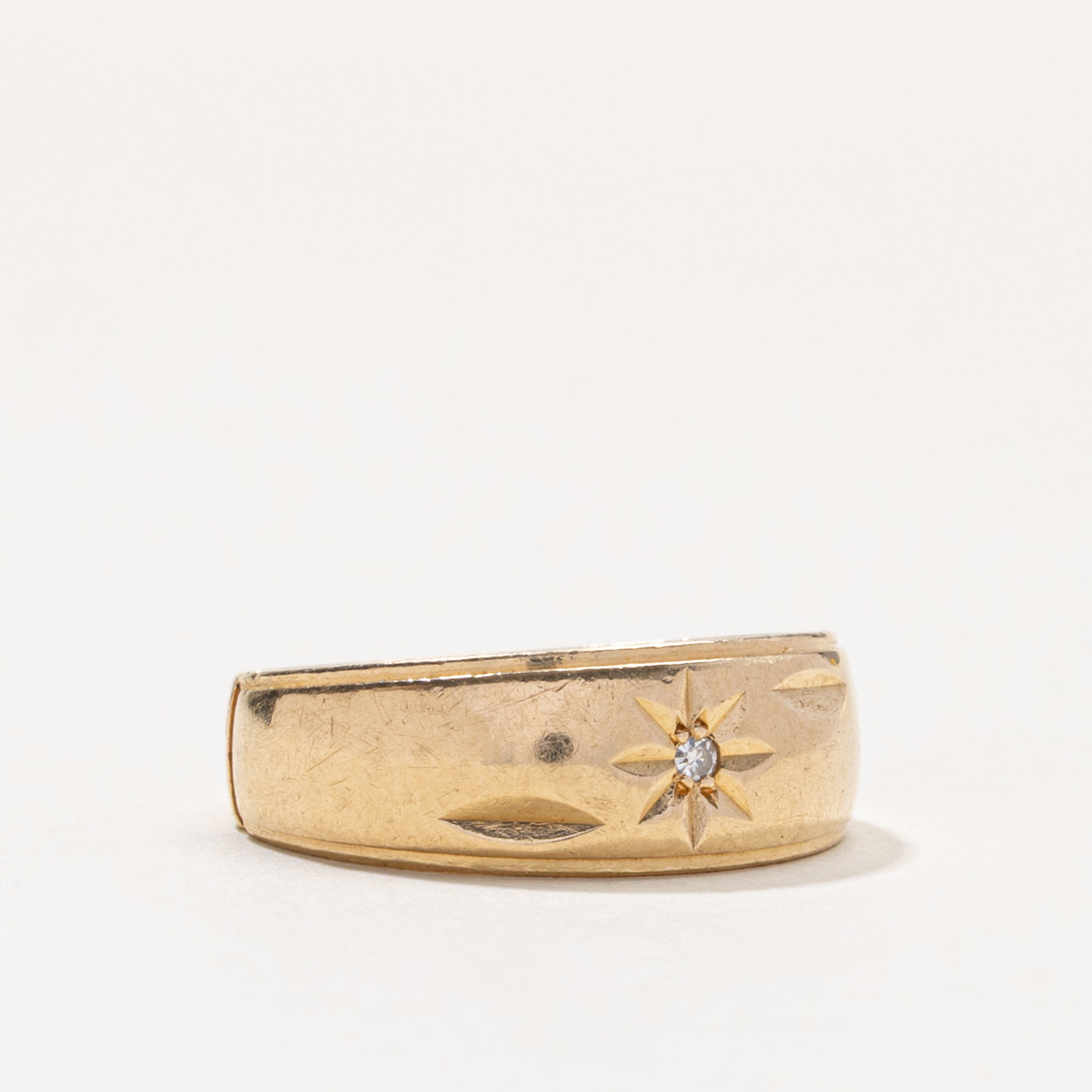 14k Star Set Diamond Band | SZ 6.25