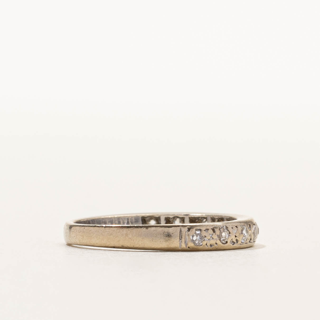 18k Flush Set Semi Eternity Diamond Band | SZ 5.75