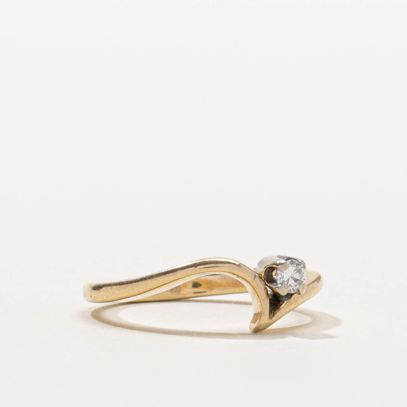 14k Single Stone Diamond Wishbone Ring | SZ 2.5