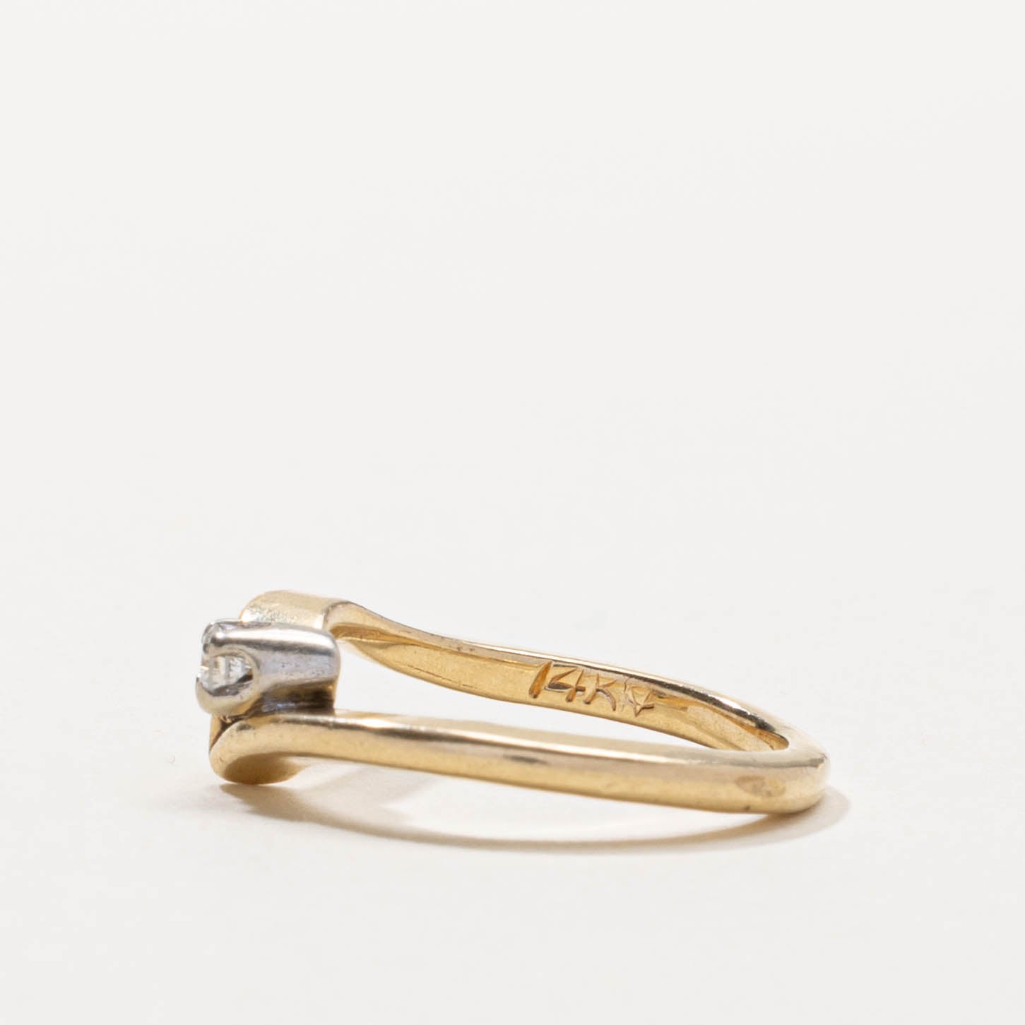 14k Single Stone Diamond Wishbone Ring | SZ 2.5