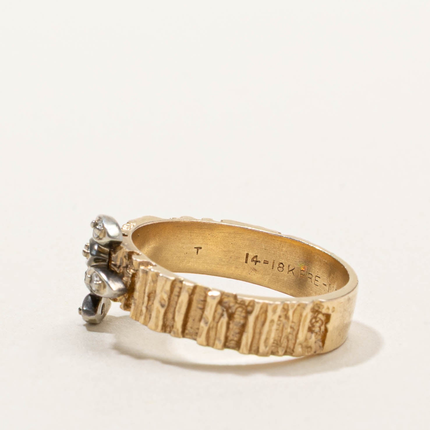 14k Diamond Abstract Textured Ring | SZ 6