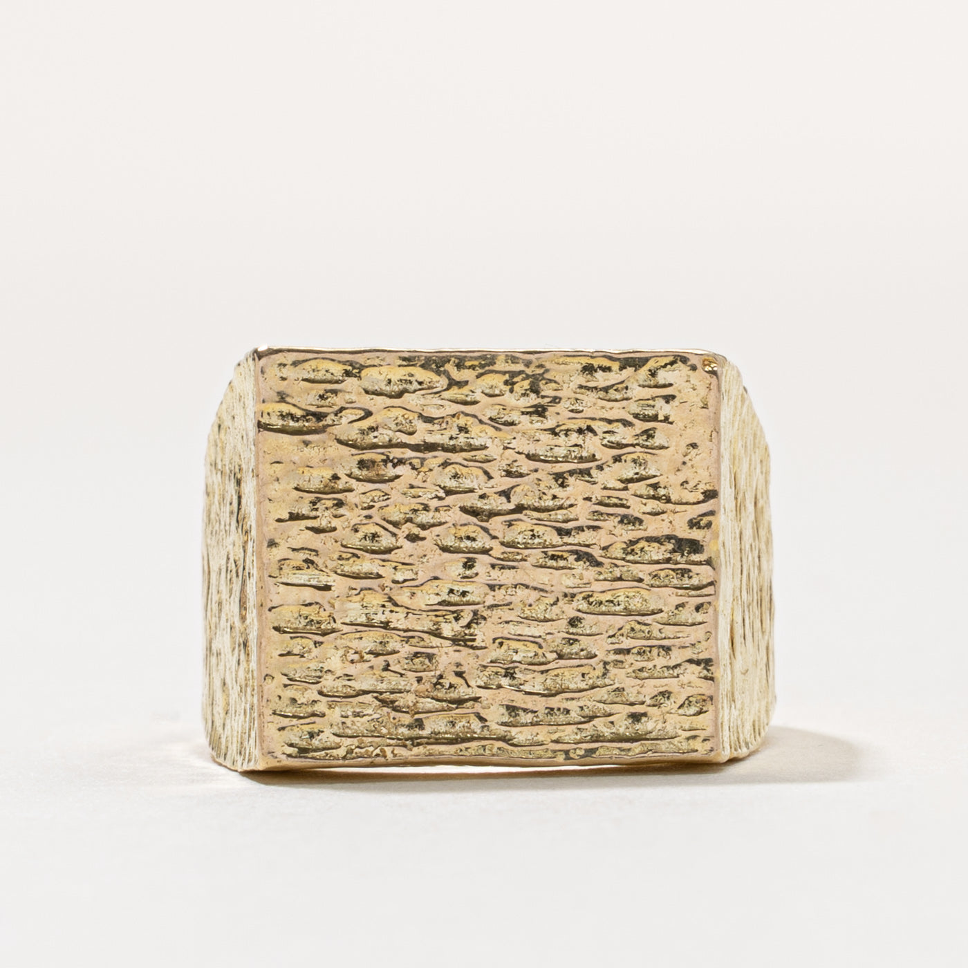 1973 London 9k Textured Chunky Signet Ring | SZ 10