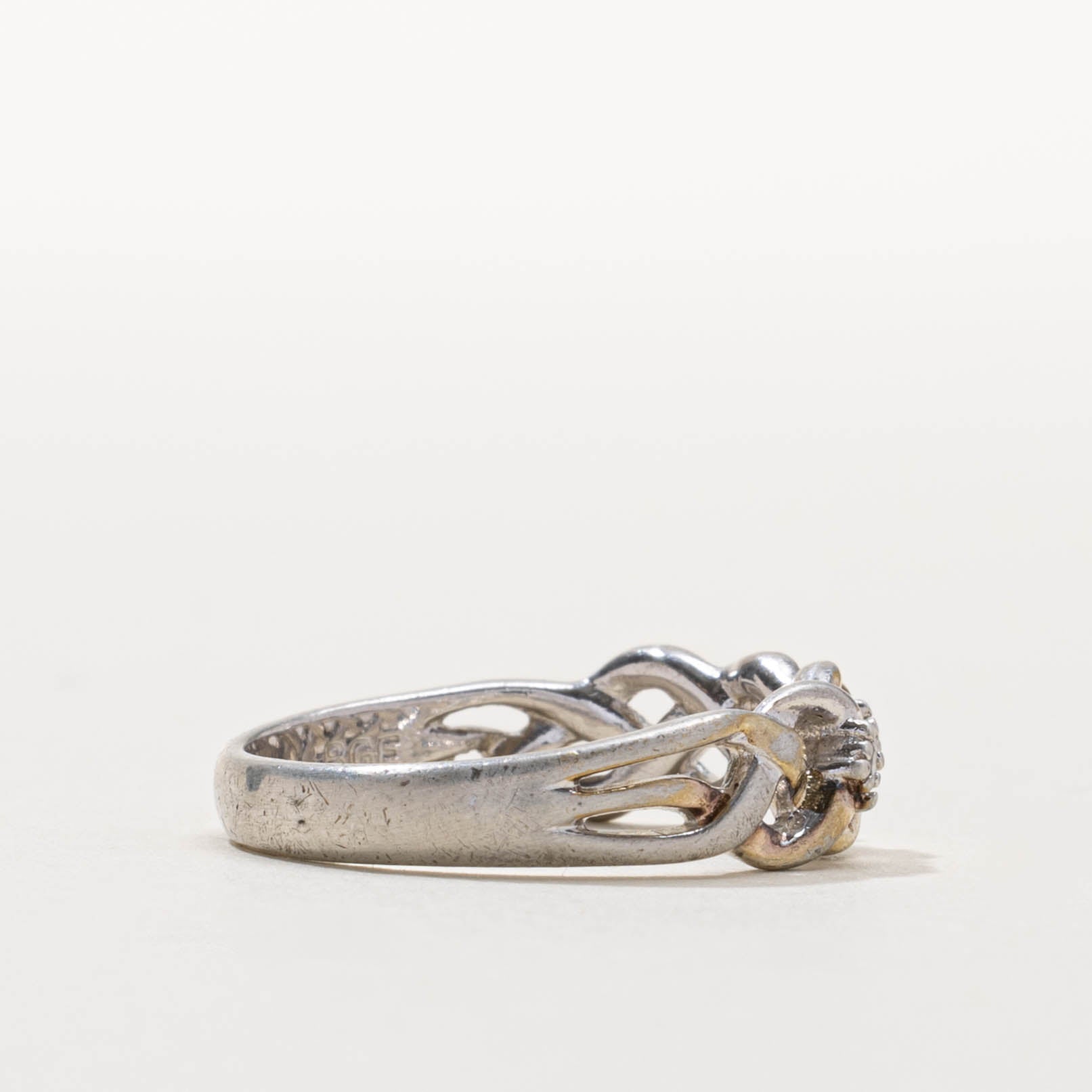 Silver Diamond Twisted Ring | SZ 8