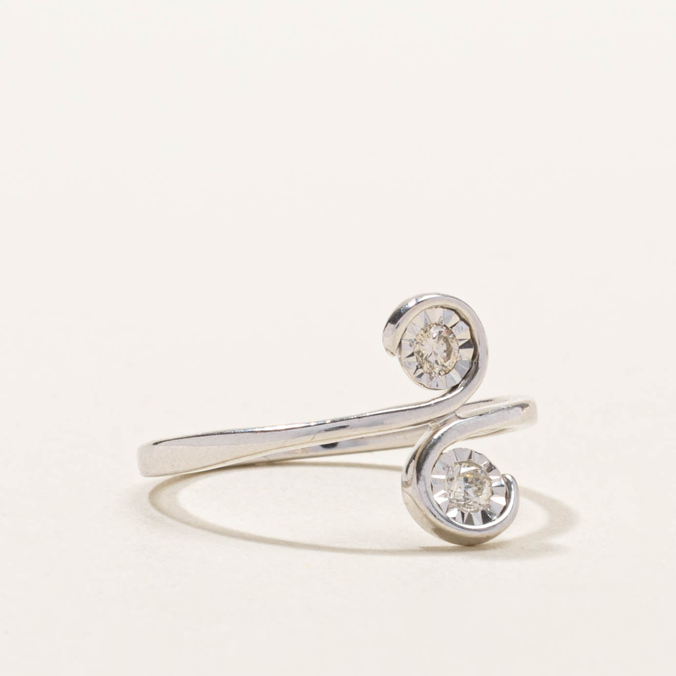 14k Illusion Set Diamond Swirl Bypass Ring | SZ 6.5