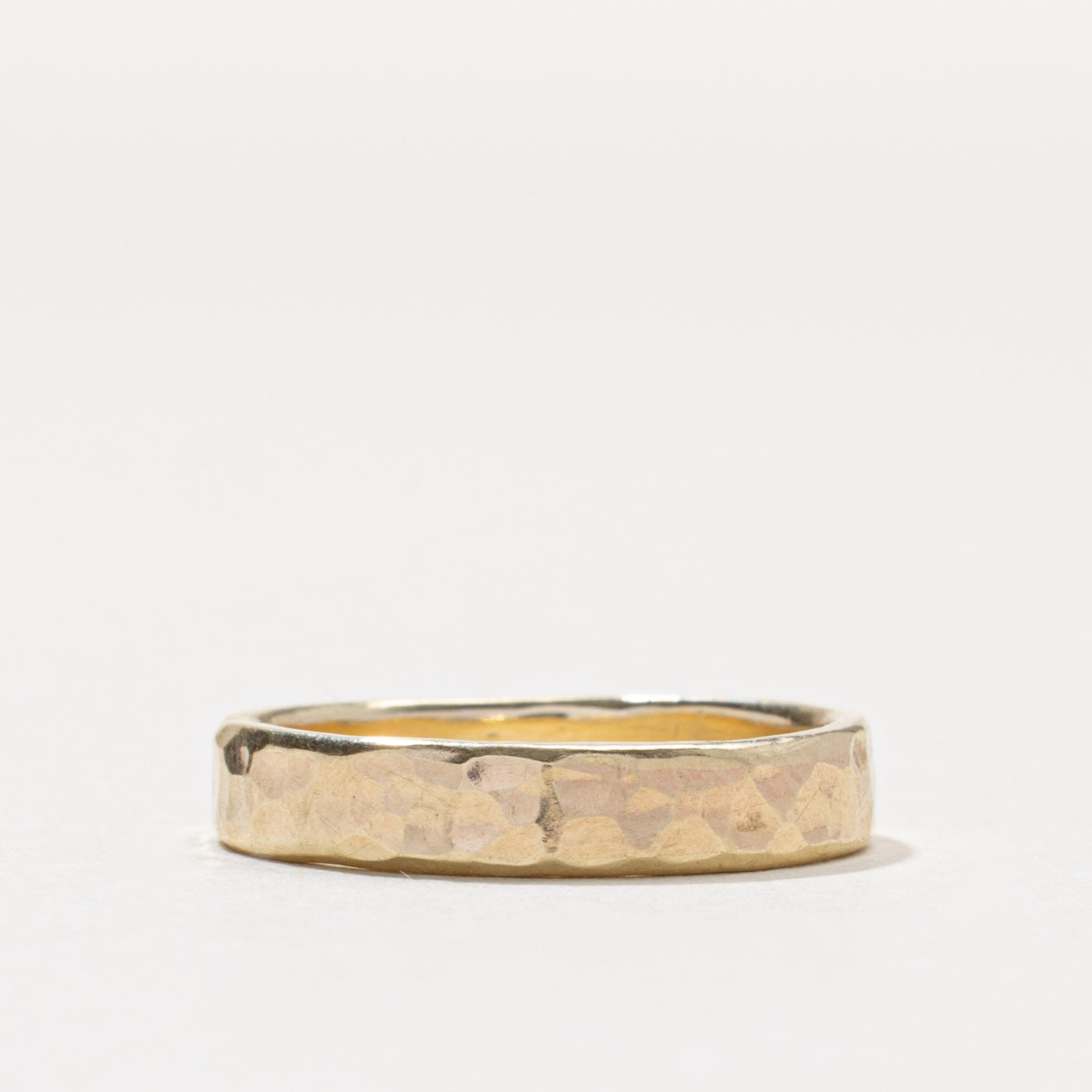 10k Hammered Textured Band | 3.55mm | SZ 4.5
