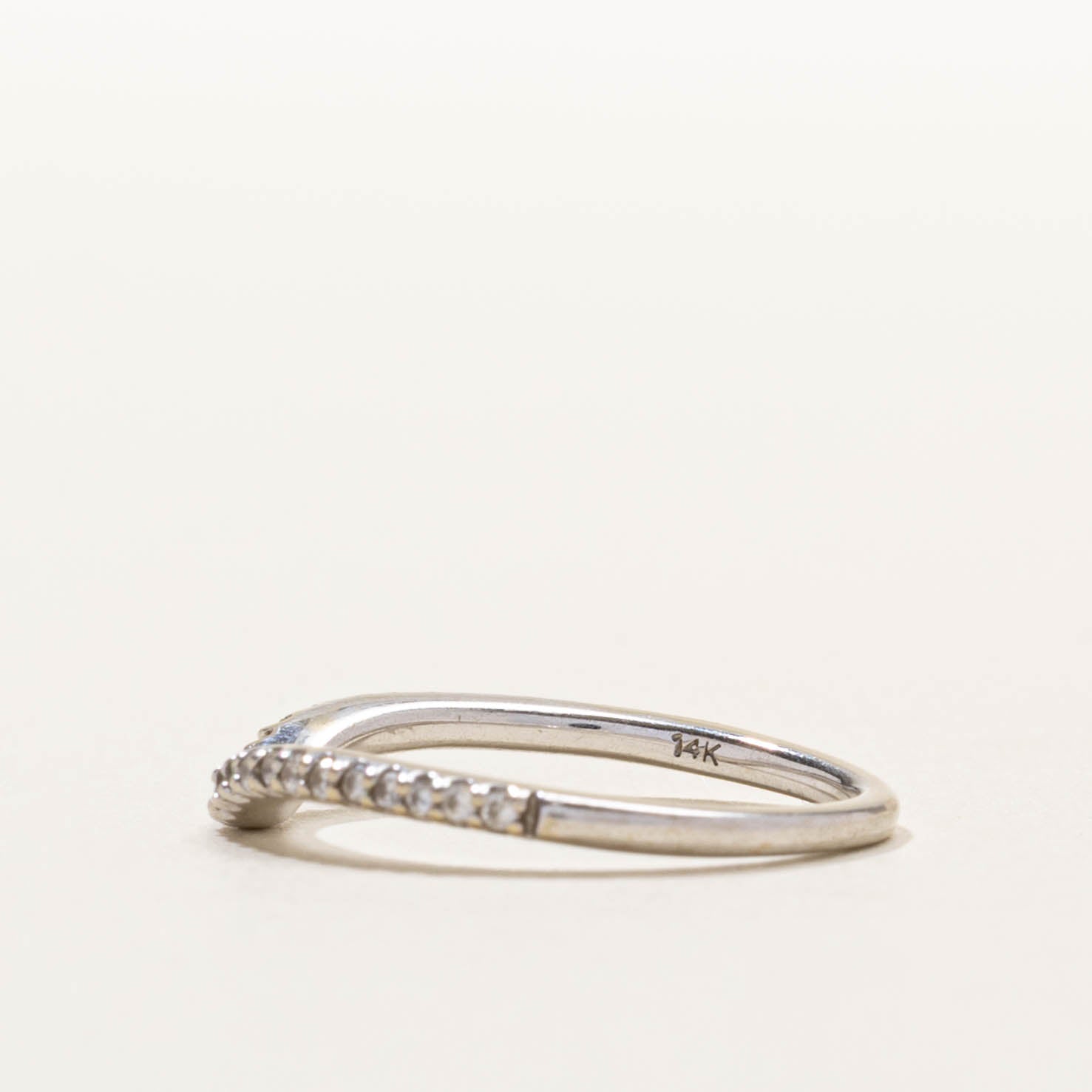 14k Semi Eternity Diamond Chevron Band | SZ 5.75