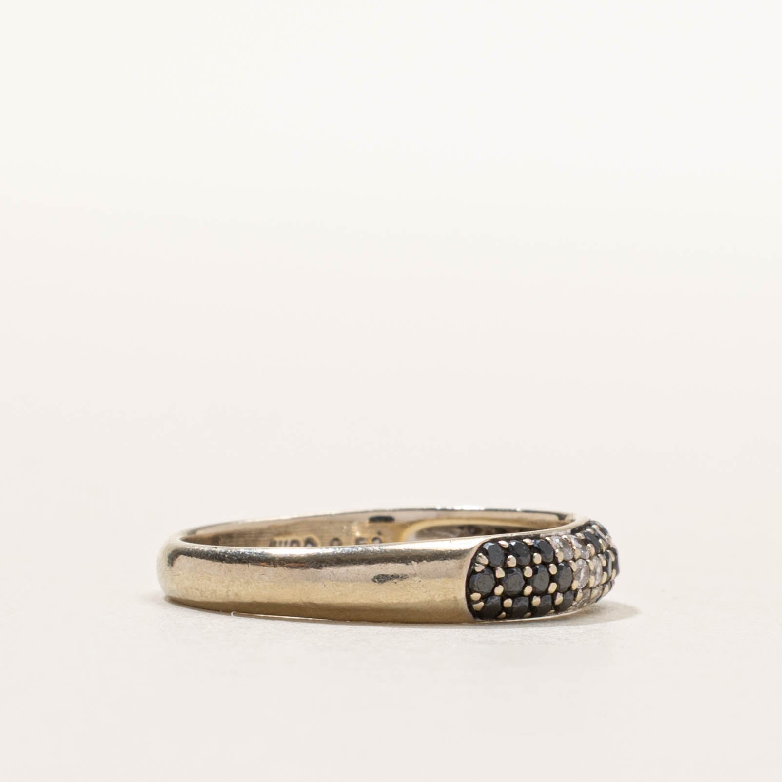 14k Black & White Diamond Pavé Dome Ring | SZ 6.75