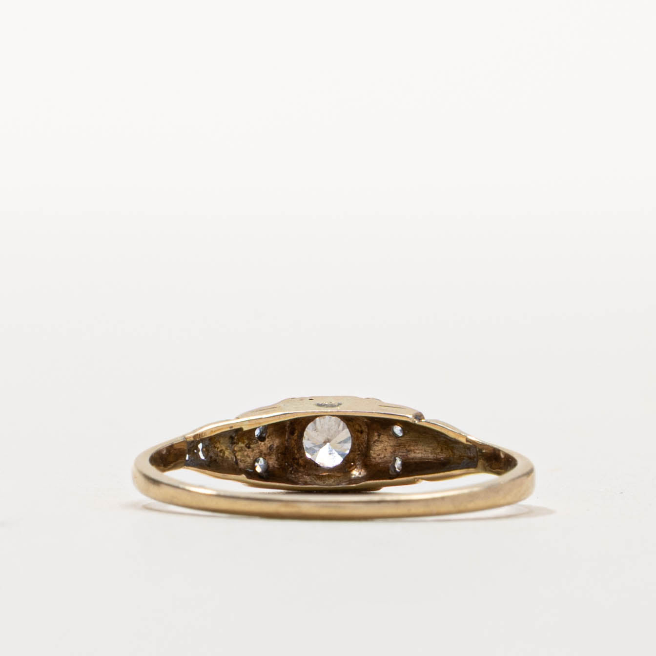 14k Illusion Set Diamond Engraved Ring | SZ 7
