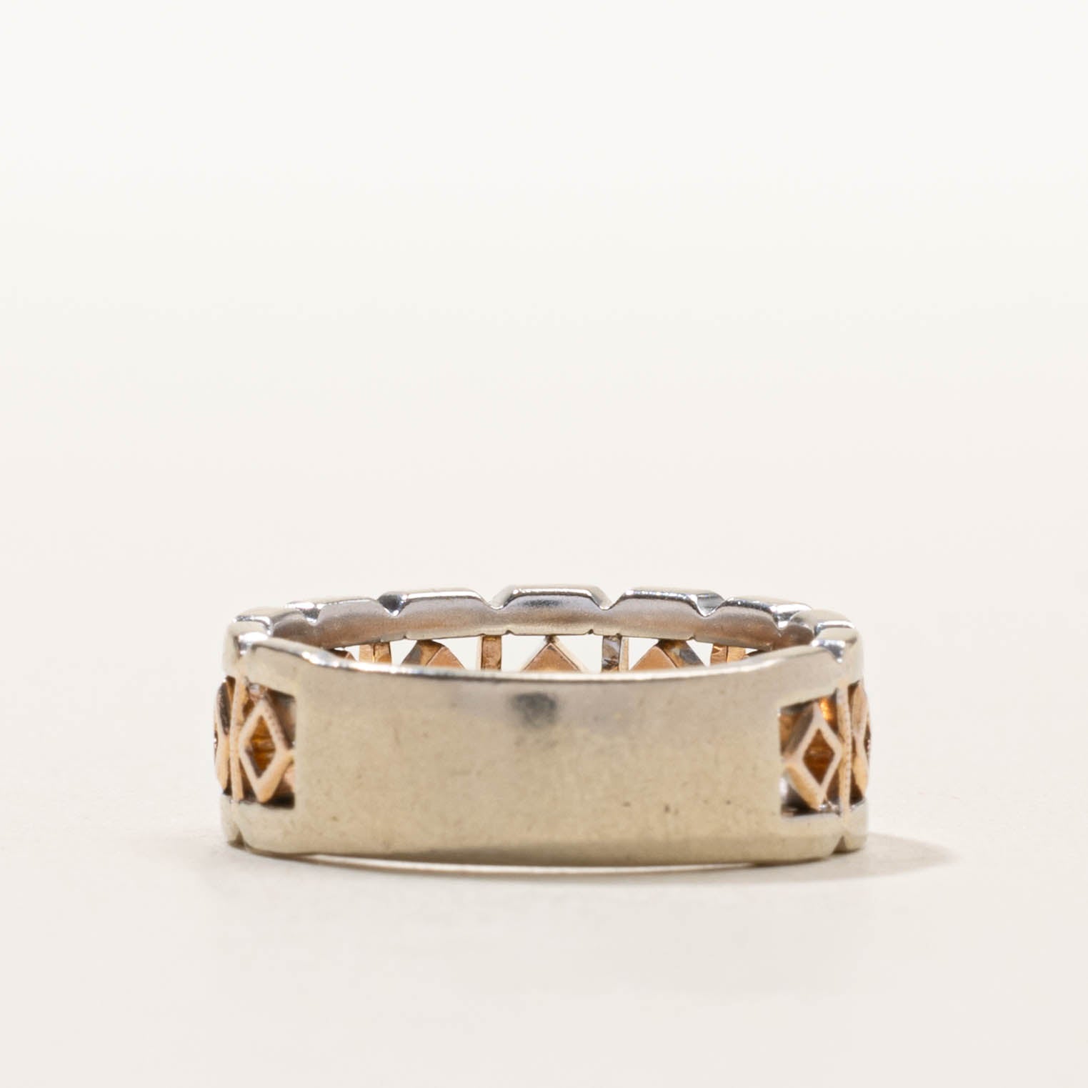 14k Two Tone Diamond Openwork Milgrained Band | 7mm | SZ 7