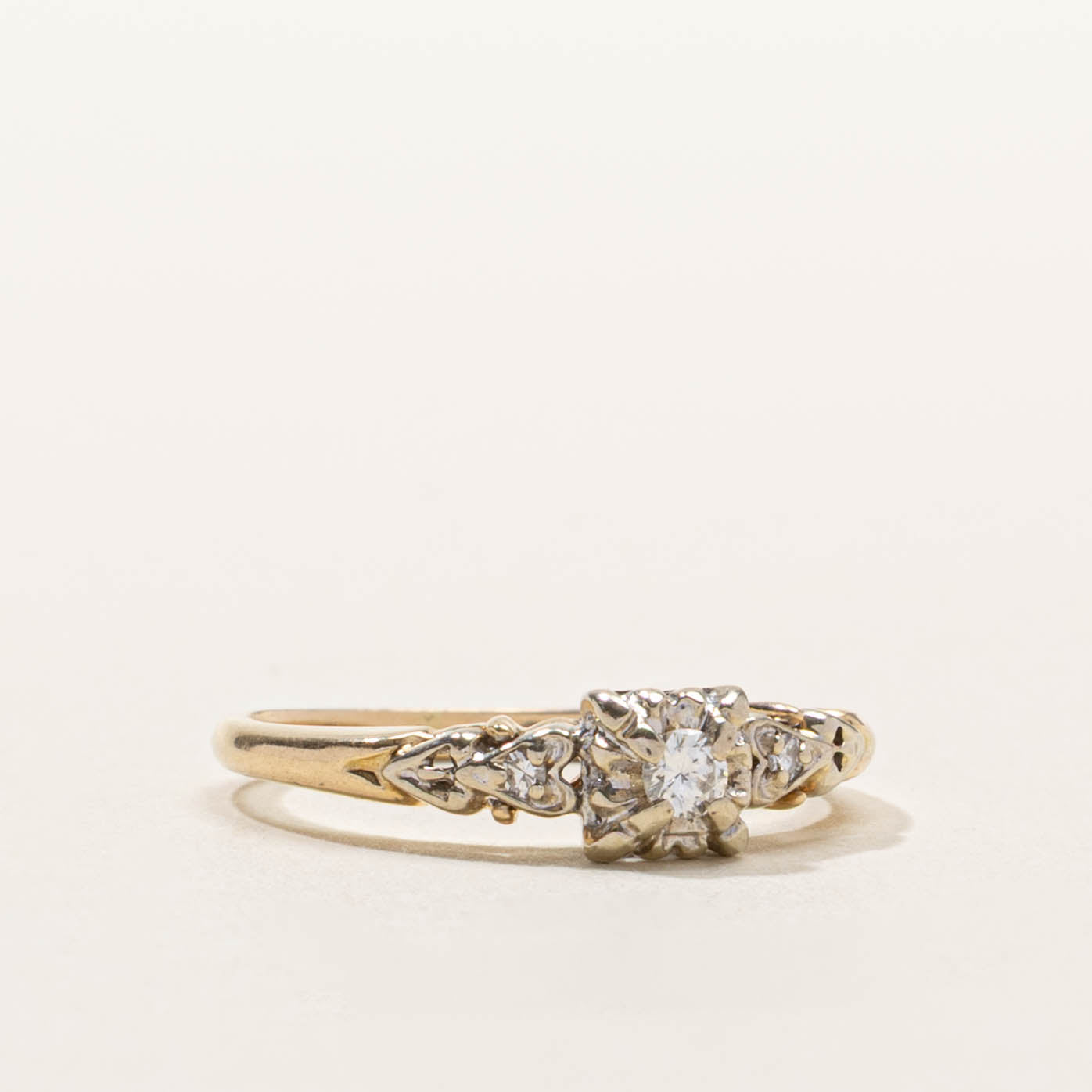 14k Two Tone Illusion Set Diamond Ring | SZ 6