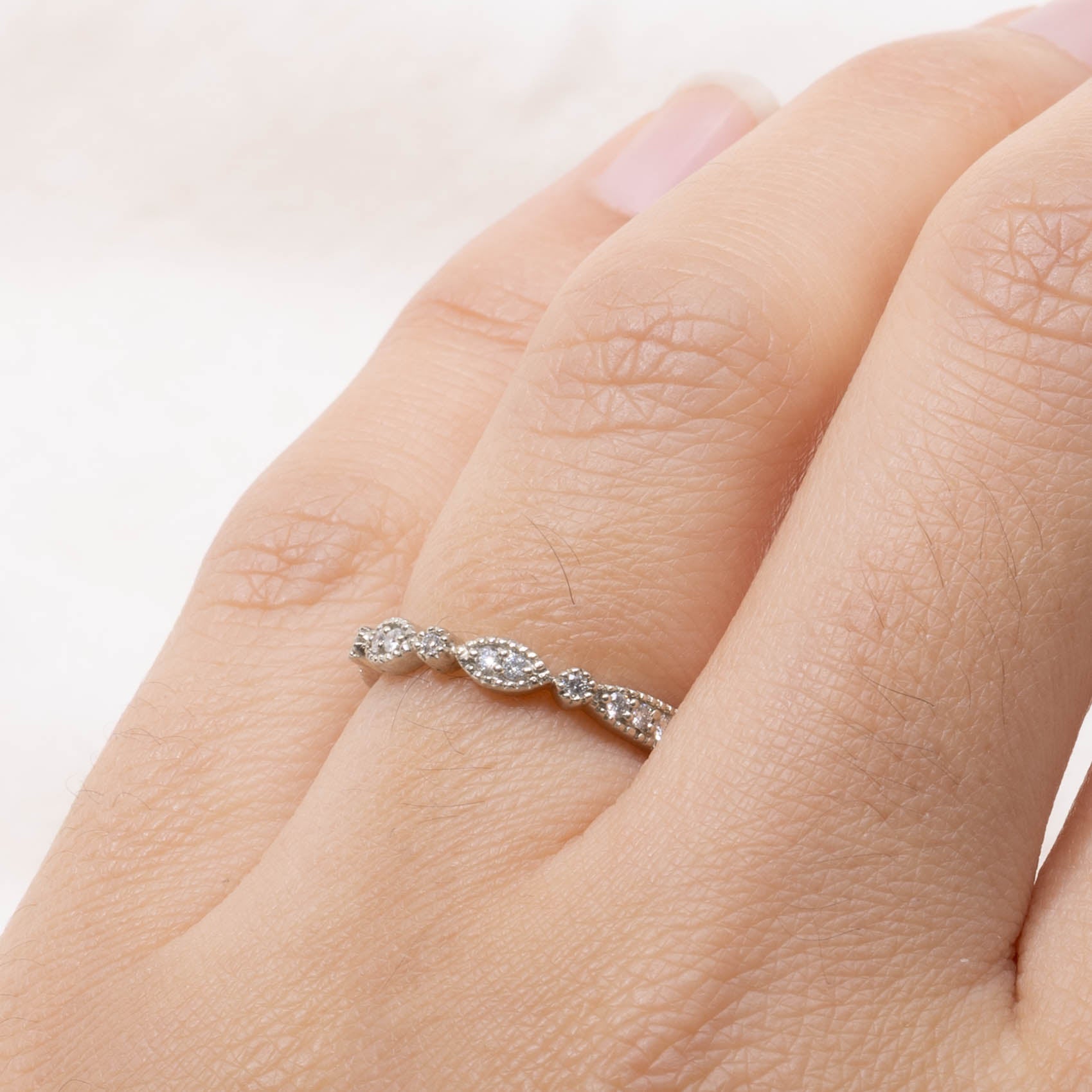 19k Diamond Milgrain Marquise Band | 2.5mm | SZ 5.25