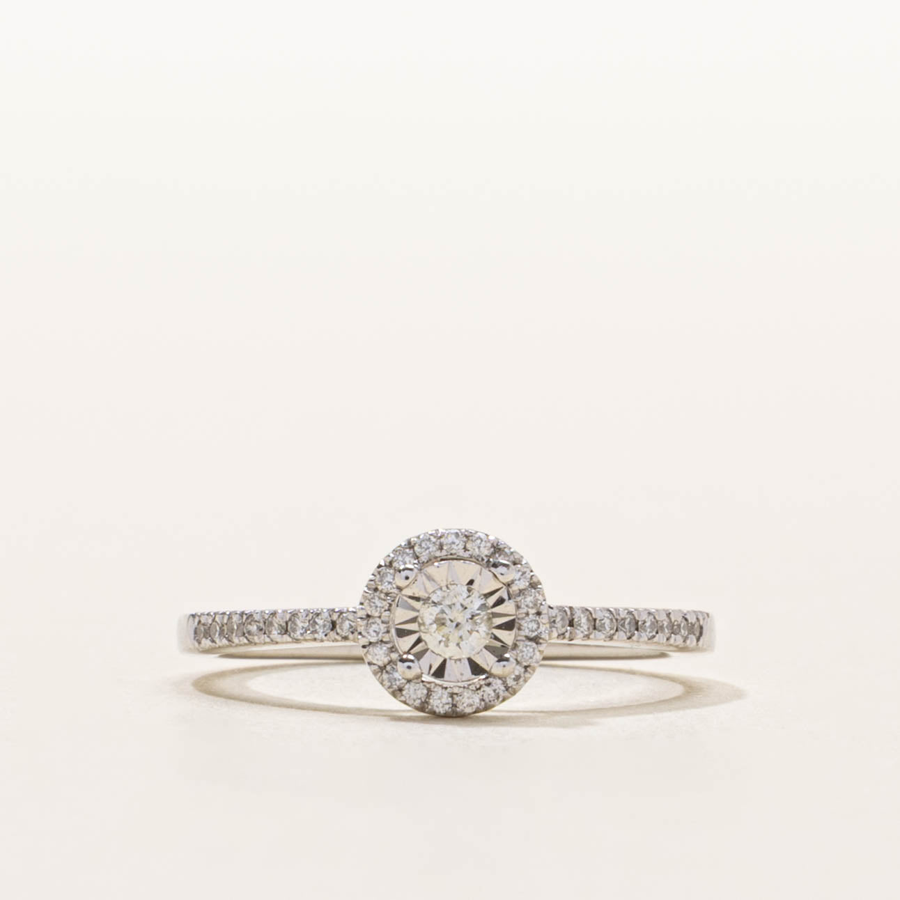 Canadian Diamond Halo Ring | SZ 3.75