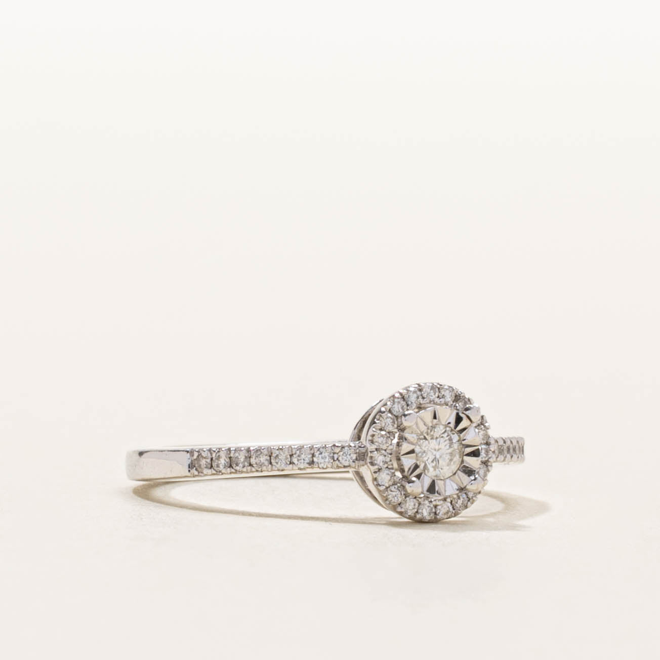 Canadian Diamond Halo Ring | SZ 3.75