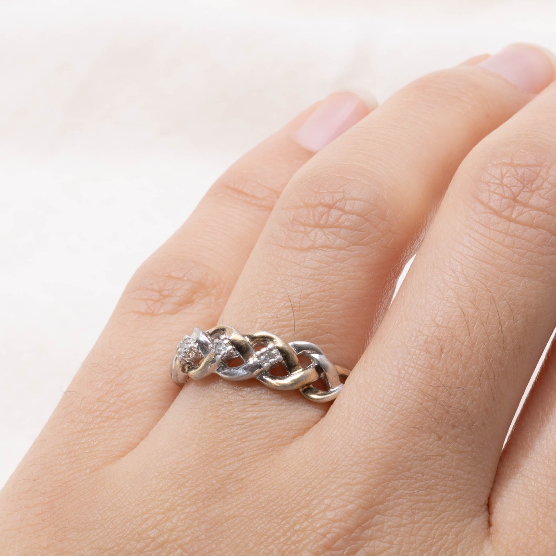 Silver Diamond Twisted Ring | SZ 8