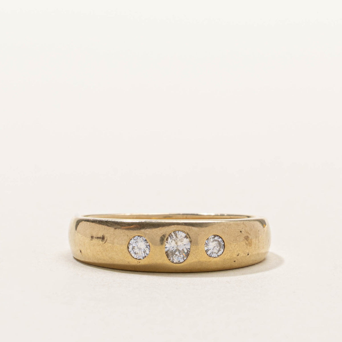 10k Three Stone Flush Set Diamond Ring | SZ 9.5