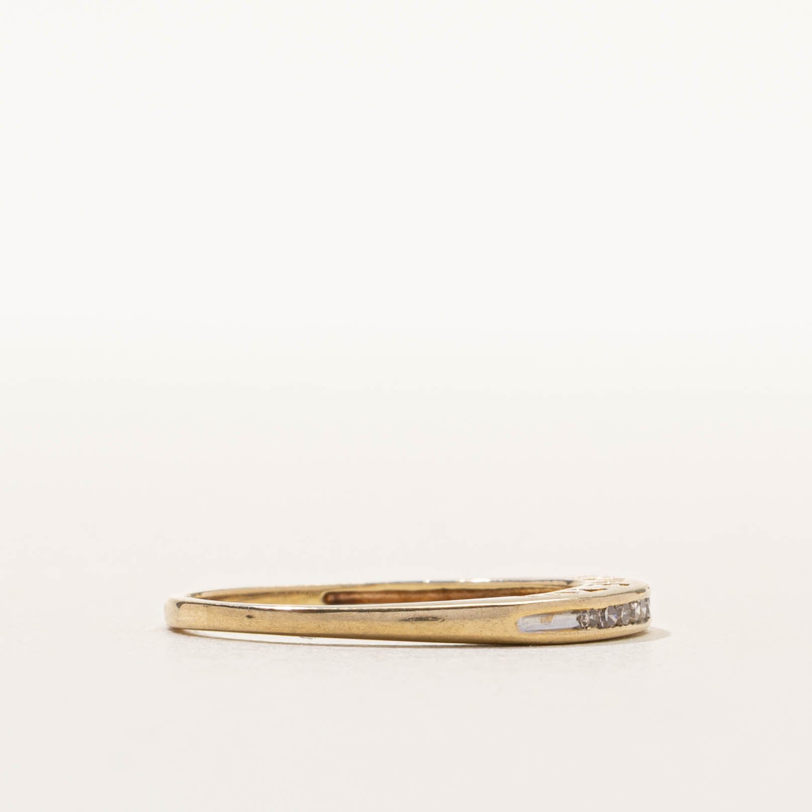 10k Channel Set Diamond Band | SZ 8.5