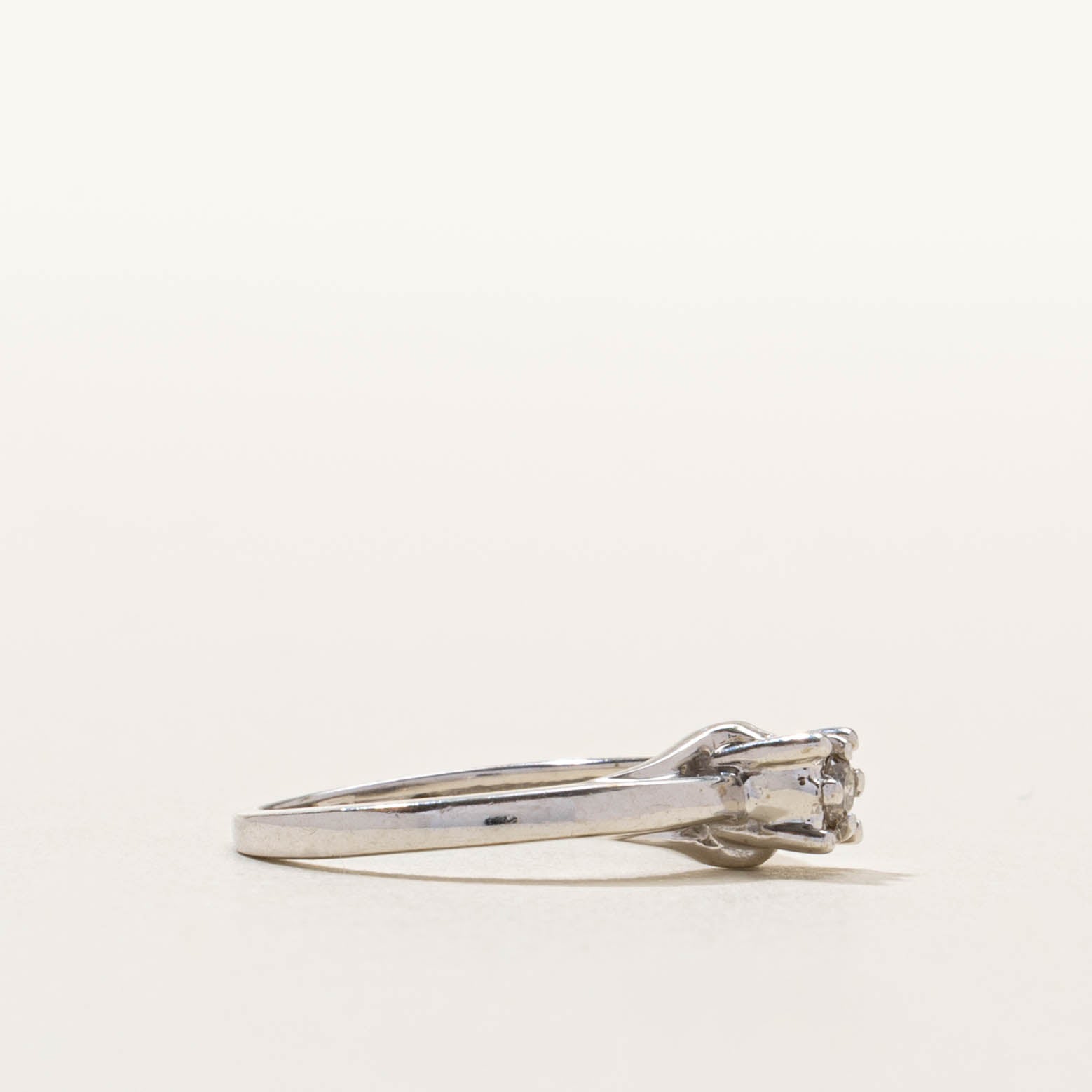 10k Solitaire Diamond Cathedral Ring | SZ 3.75