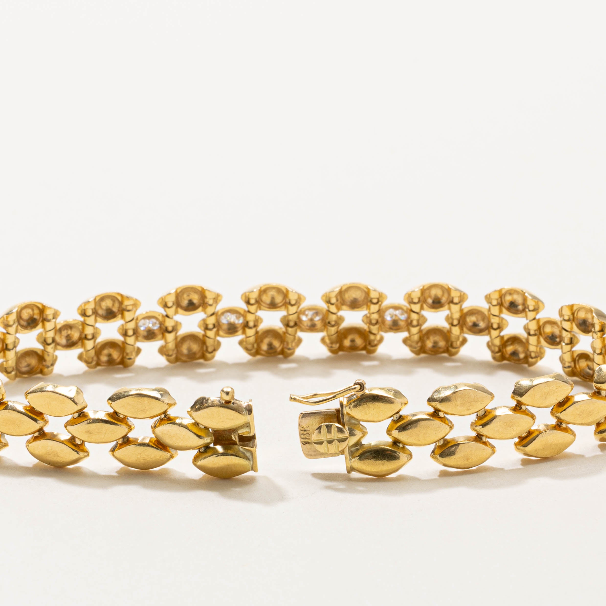 18k Diamond Panther Link Bracelet | 0.10ctw