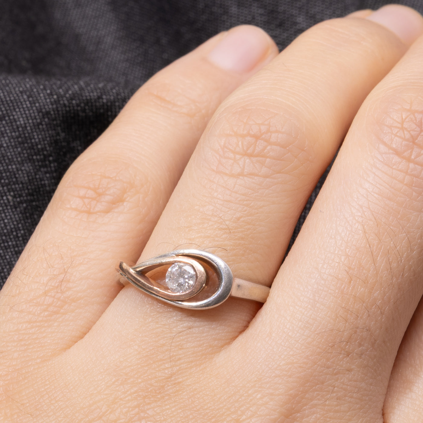 14k Two-Tone Semi Bezel Diamond Ring | 0.25ct | SZ 7.5