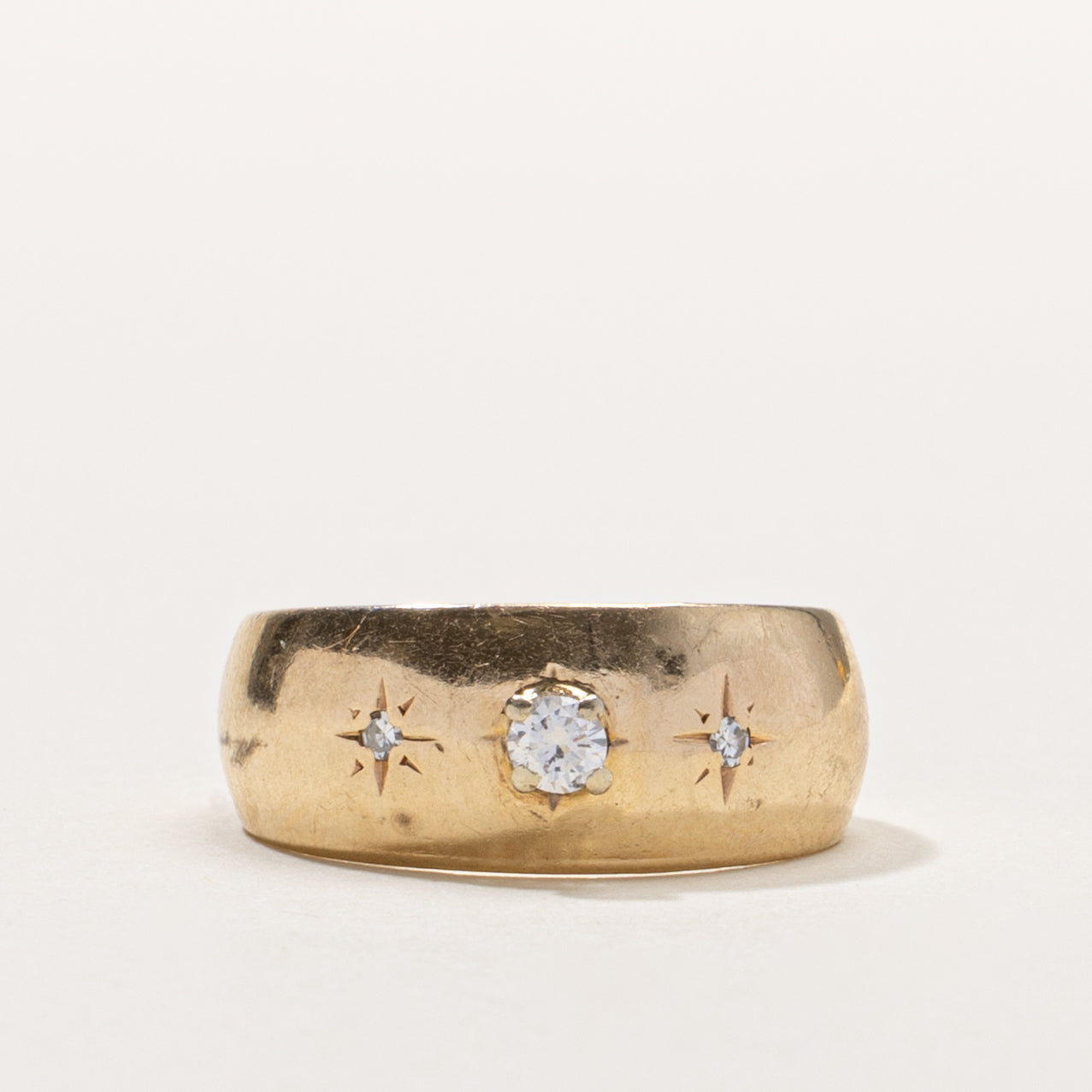 10k Star Set Diamond Accented Ring | 0.10ctw | SZ 6.25