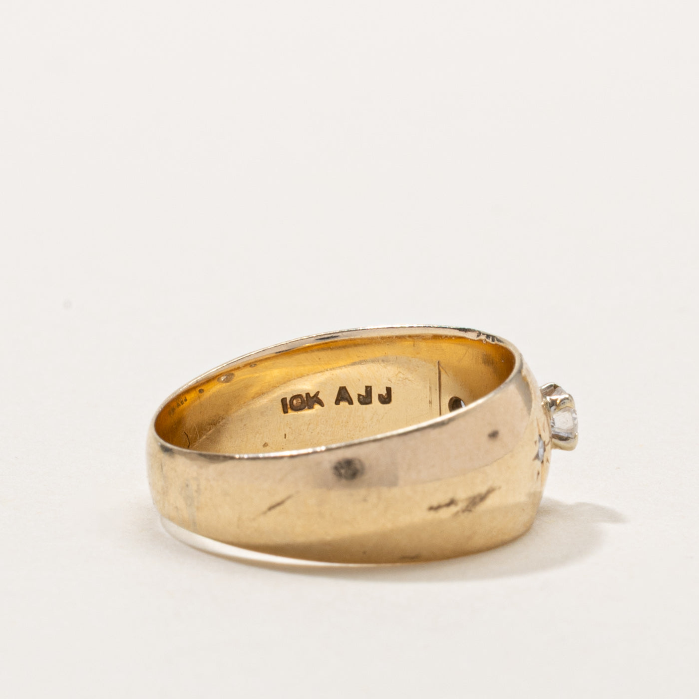 10k Star Set Diamond Accented Ring | 0.10ctw | SZ 6.25