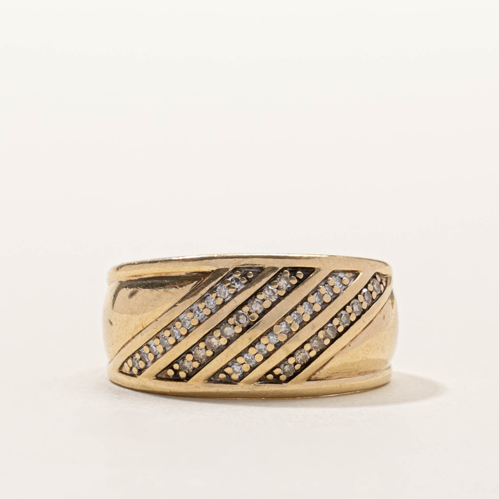 10k Multi Row Diagonal Diamond Dome Ring | SZ 8.75
