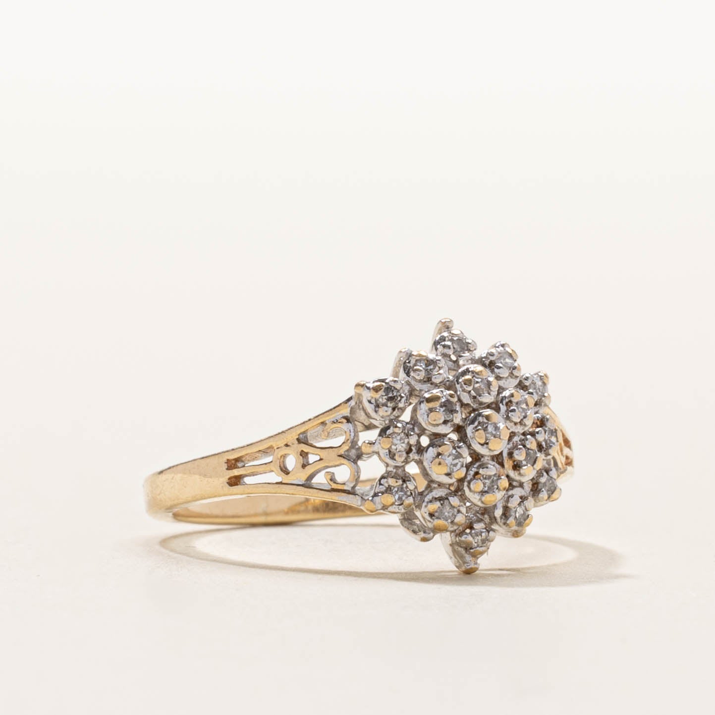 10k Diamond Petal Cluster Openwork Cocktail Ring | SZ 7