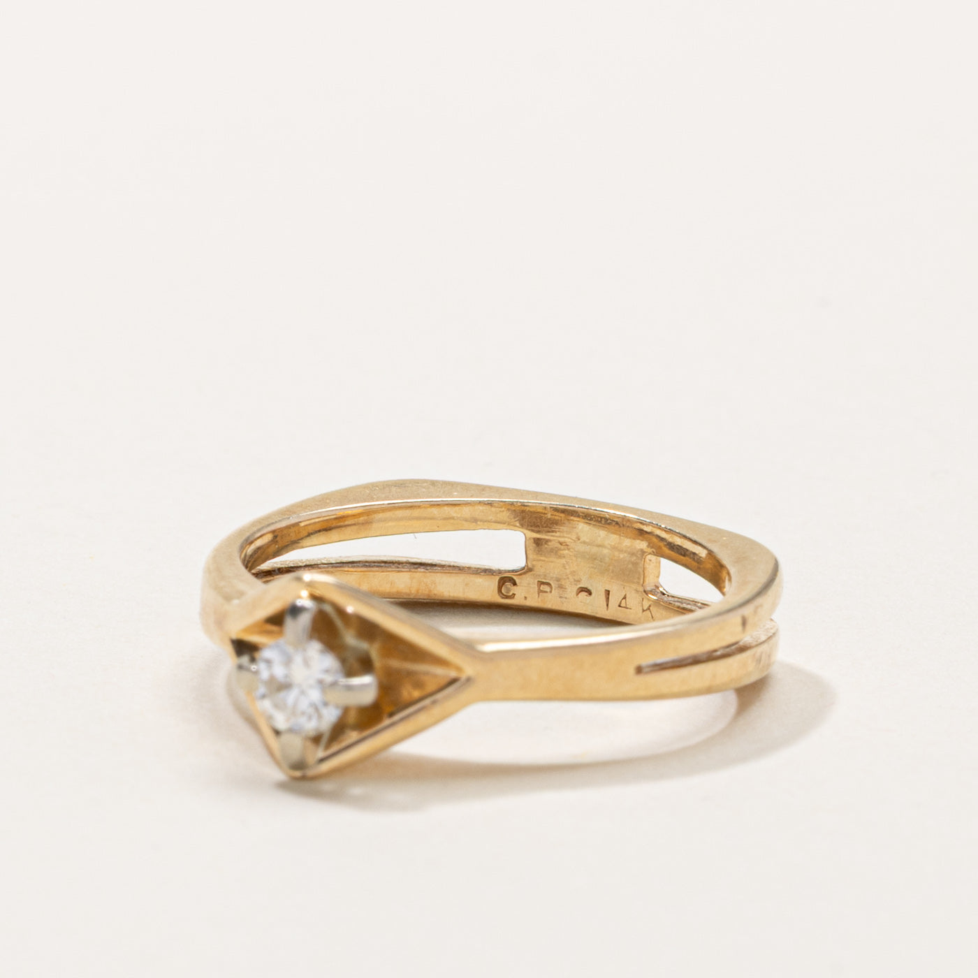14k Diamond Rhombus Ring | 0.14ctw | SZ 5.25